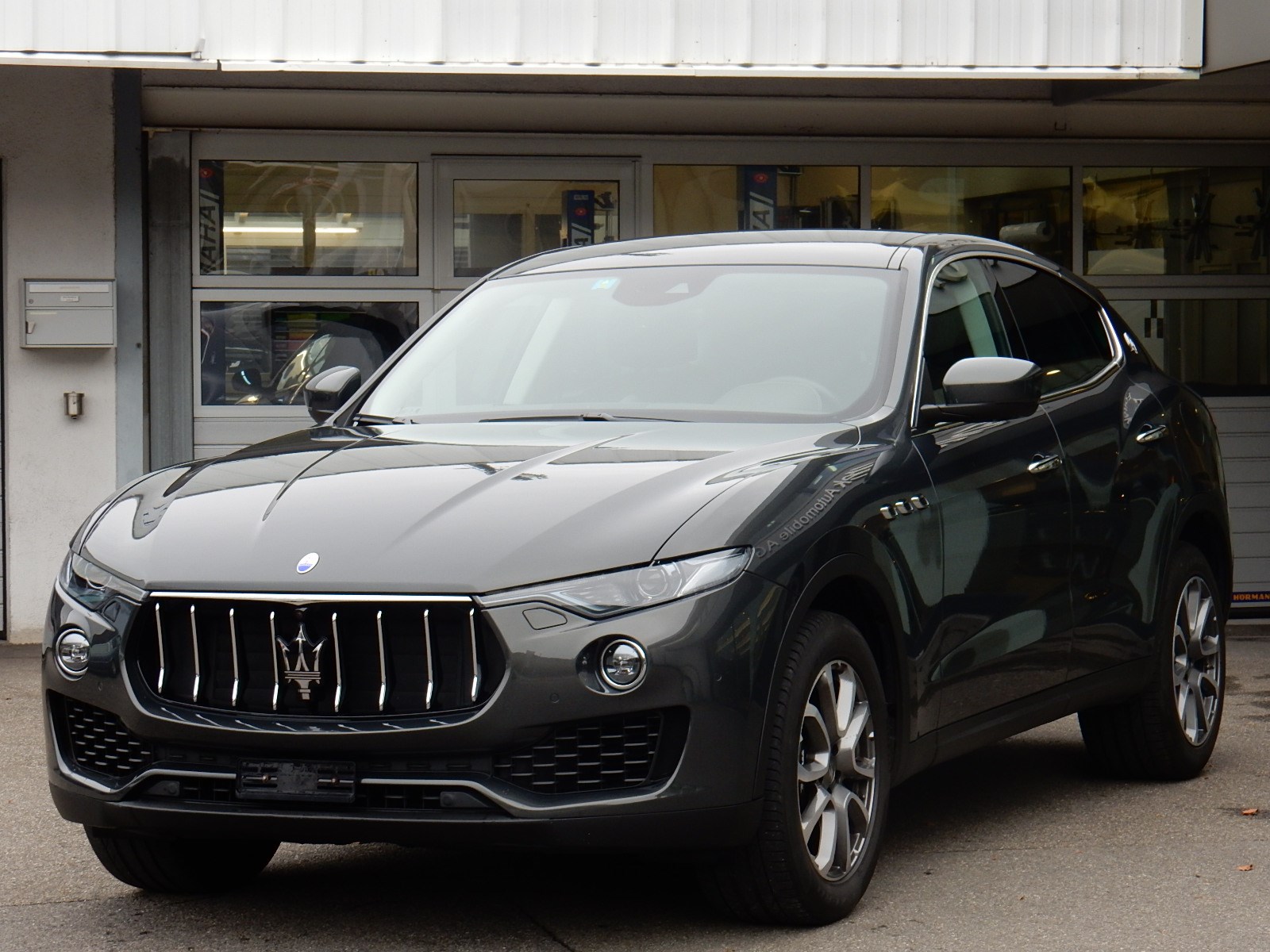 MASERATI Levante S 3.0 V6-image-12