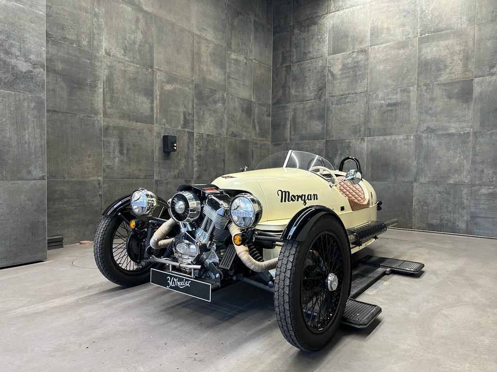 MORGAN THREEWHEELER-image-2