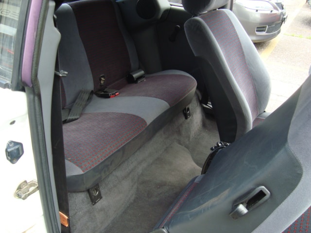FORD Escort 1600 XR3i-image-11