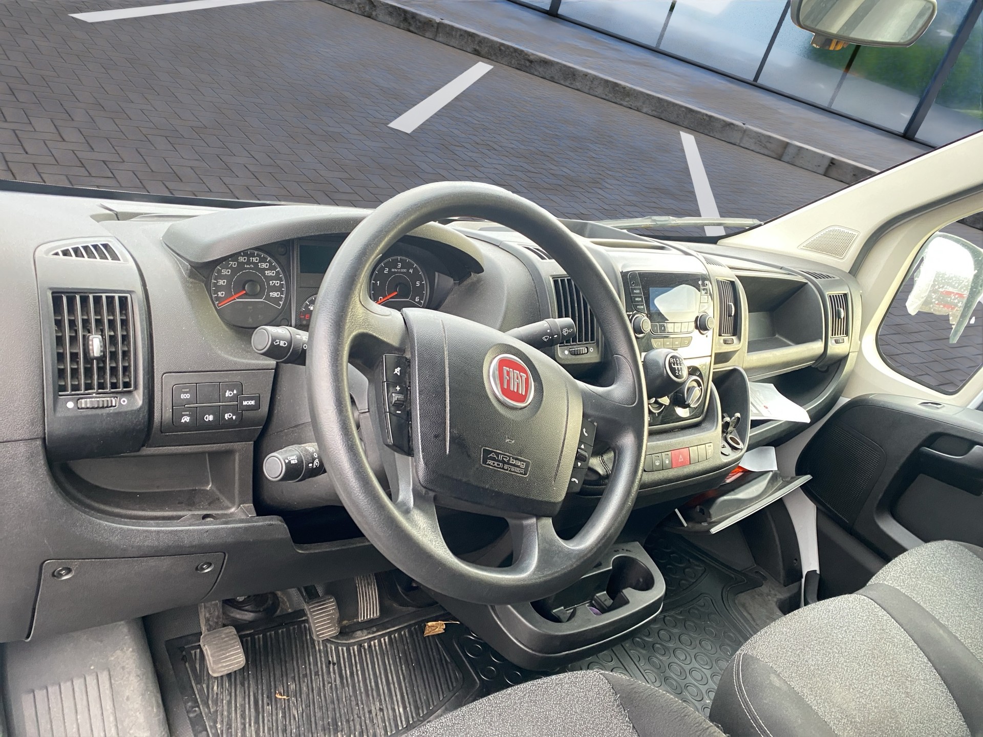FIAT Ducato 33 2.3 MJ-image-10