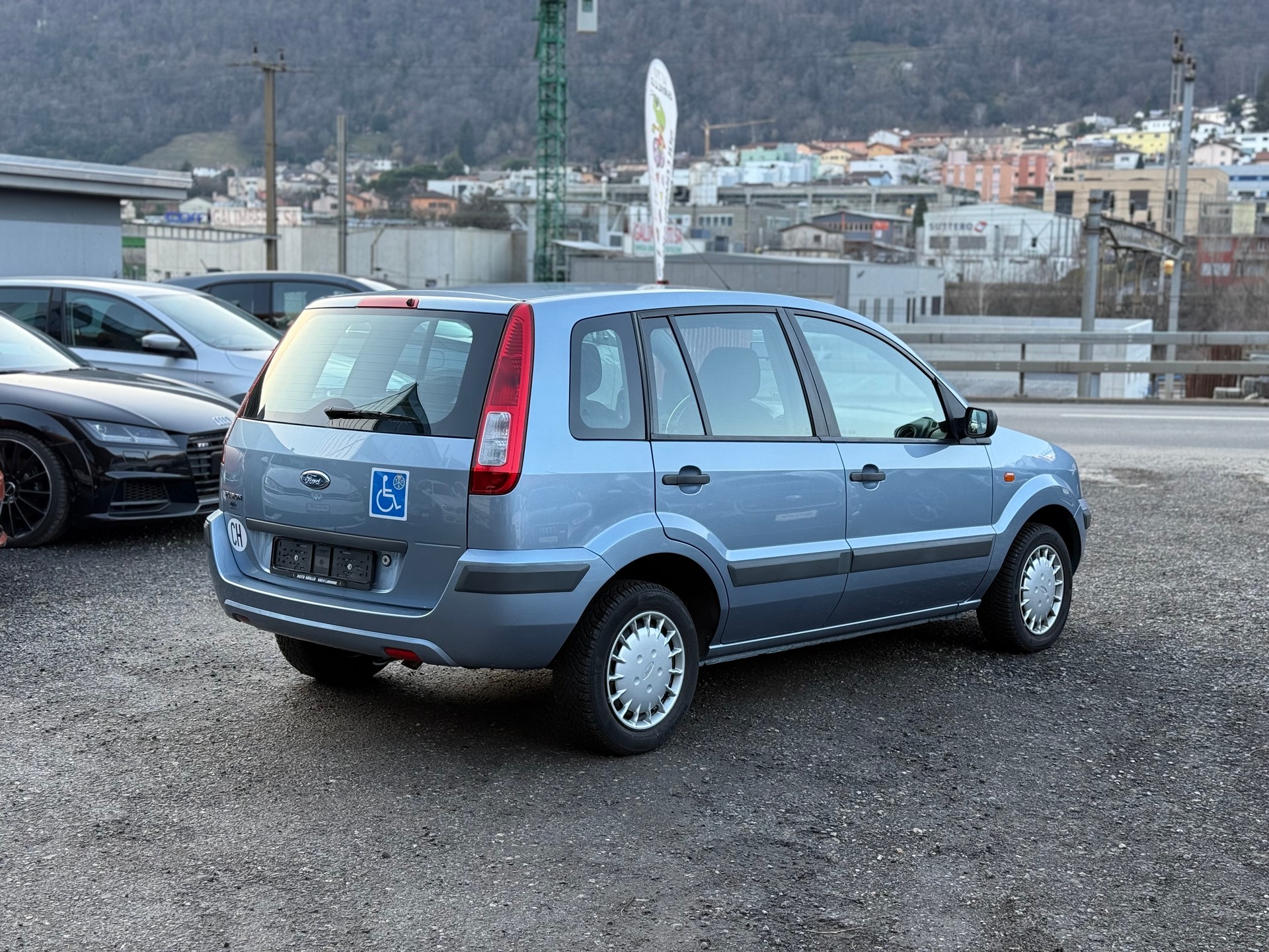FORD Fusion 1.6 16V Trend-image-2