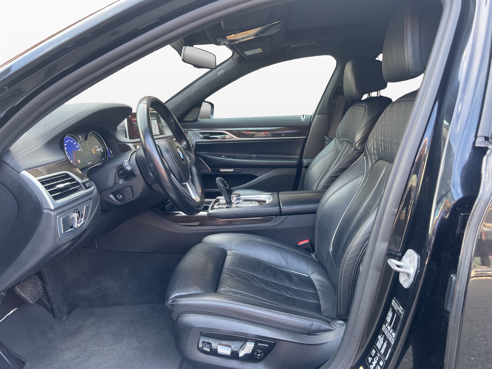 BMW 730Ld xDrive Steptronic-image-8