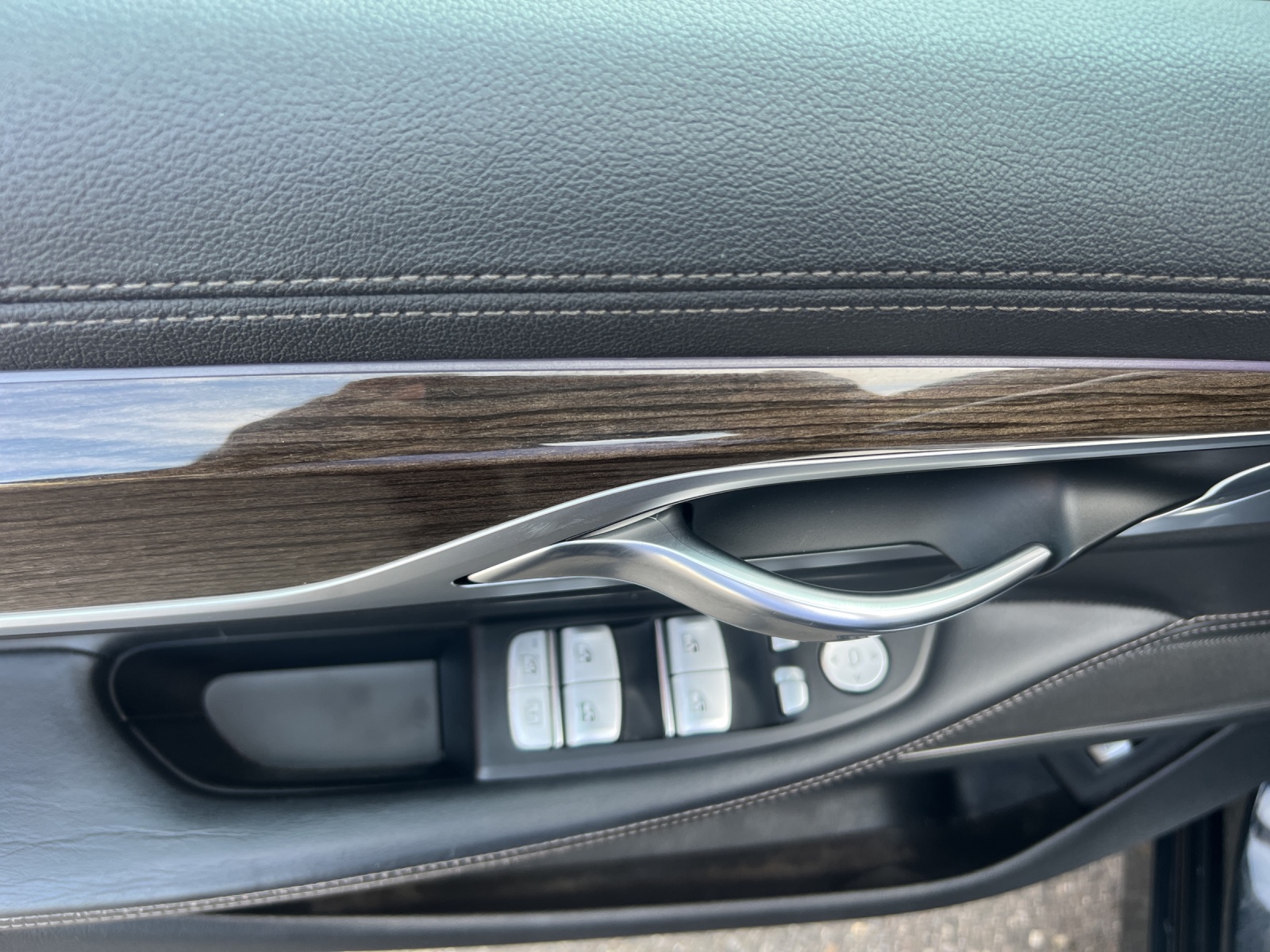 BMW 730Ld xDrive Steptronic-image-9
