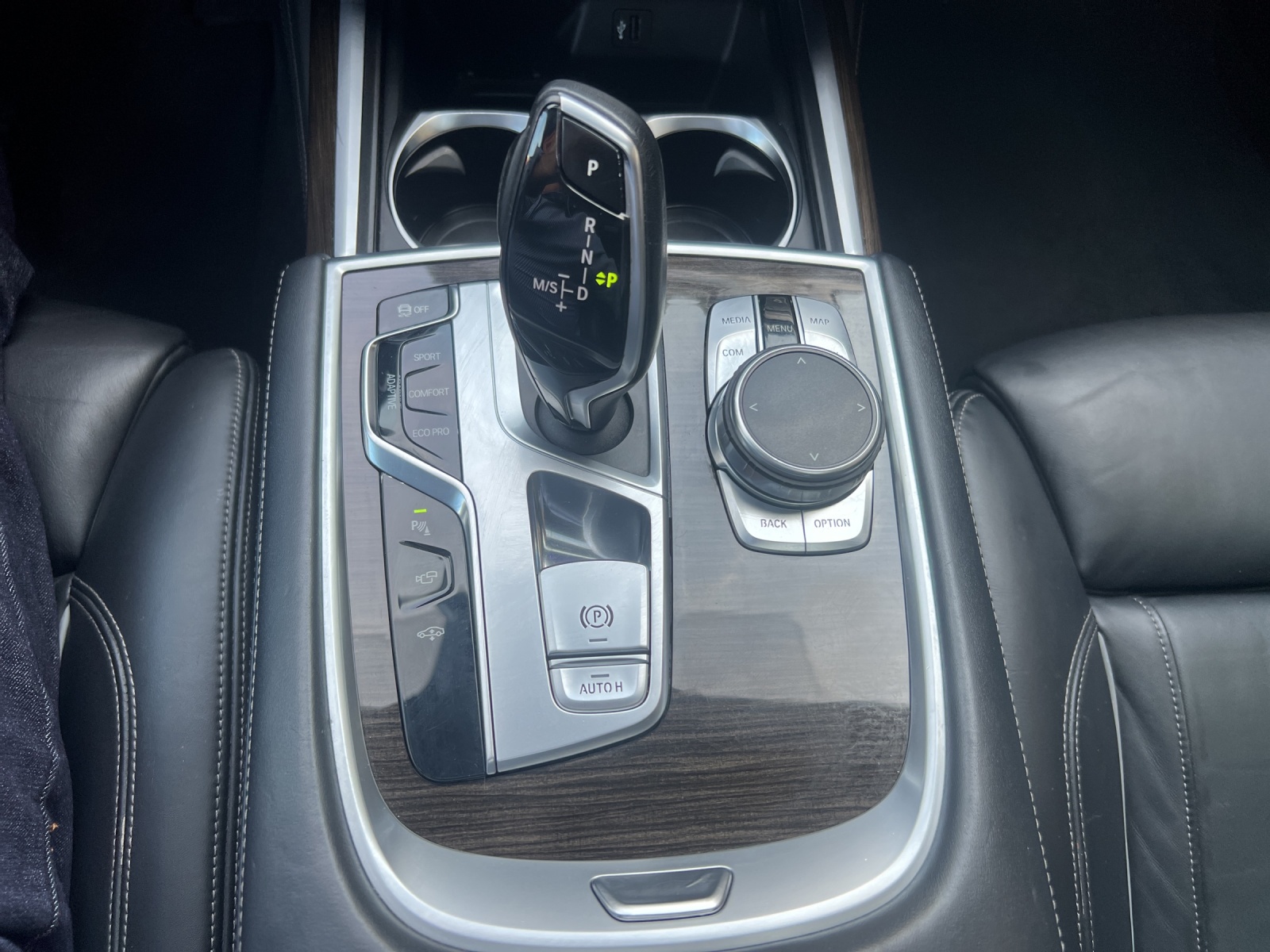 BMW 730Ld xDrive Steptronic-image-23
