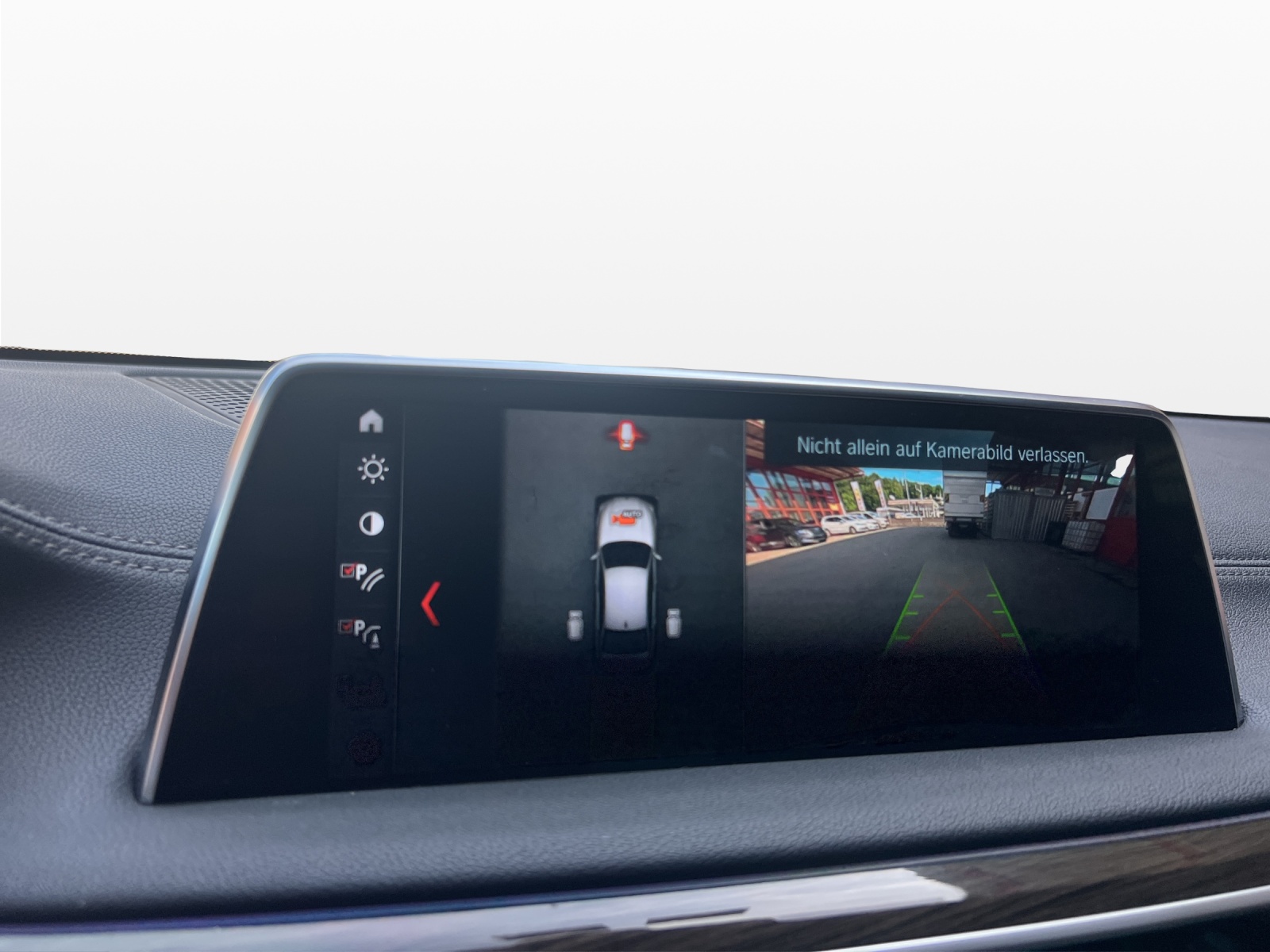 BMW 730Ld xDrive Steptronic-image-13