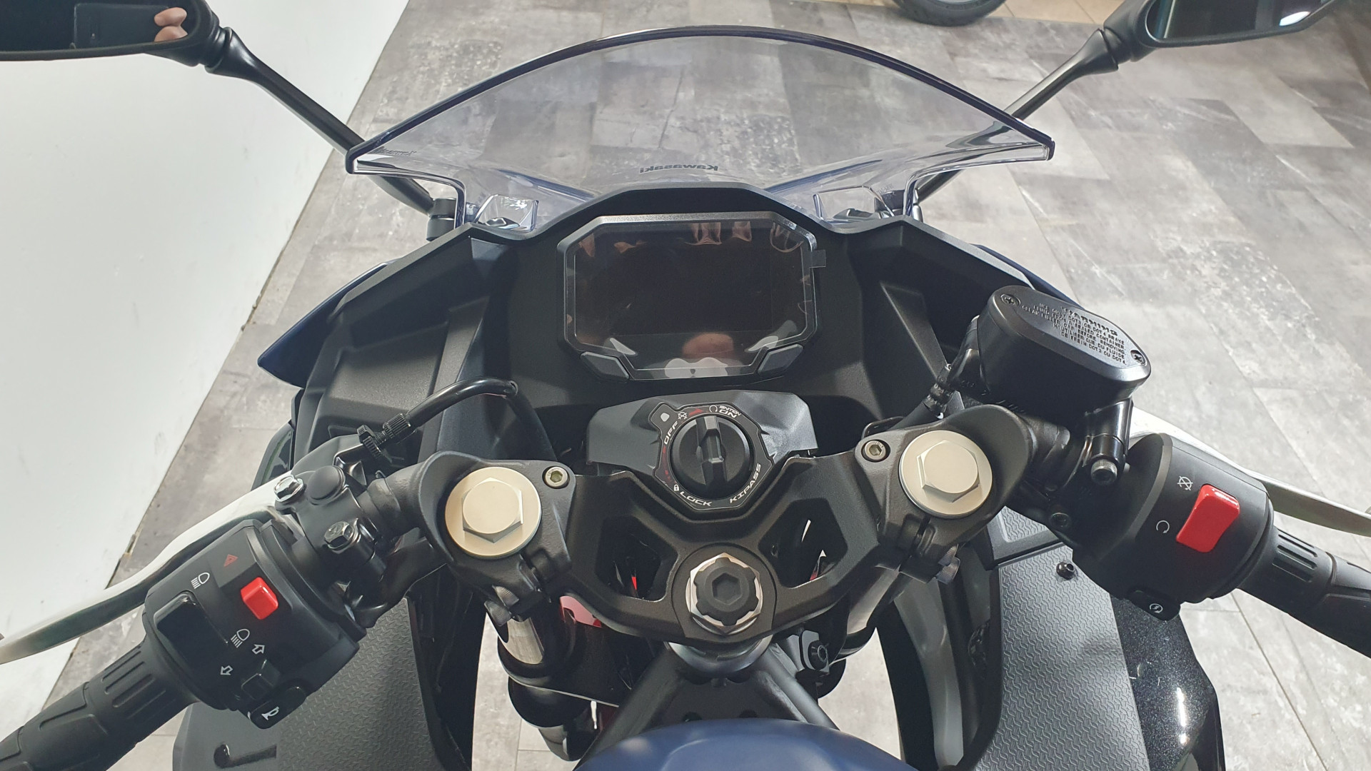 KAWASAKI Ninja 500 SE Sport-image-3