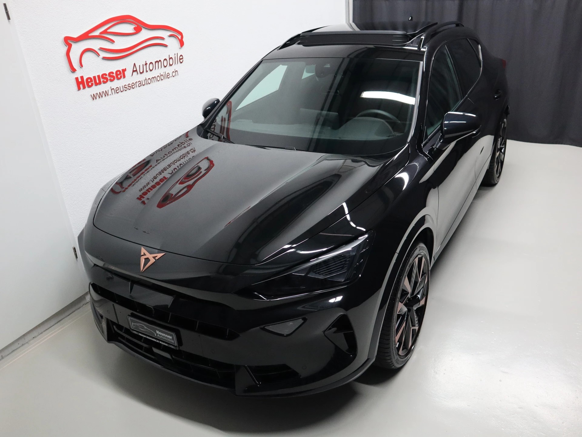 CUPRA Formentor 2.0TSI VZ 4Drive DSG - Digital Cockpit - Sportsitze - Panorama - Kamera - 333 PS-showroom-element-2