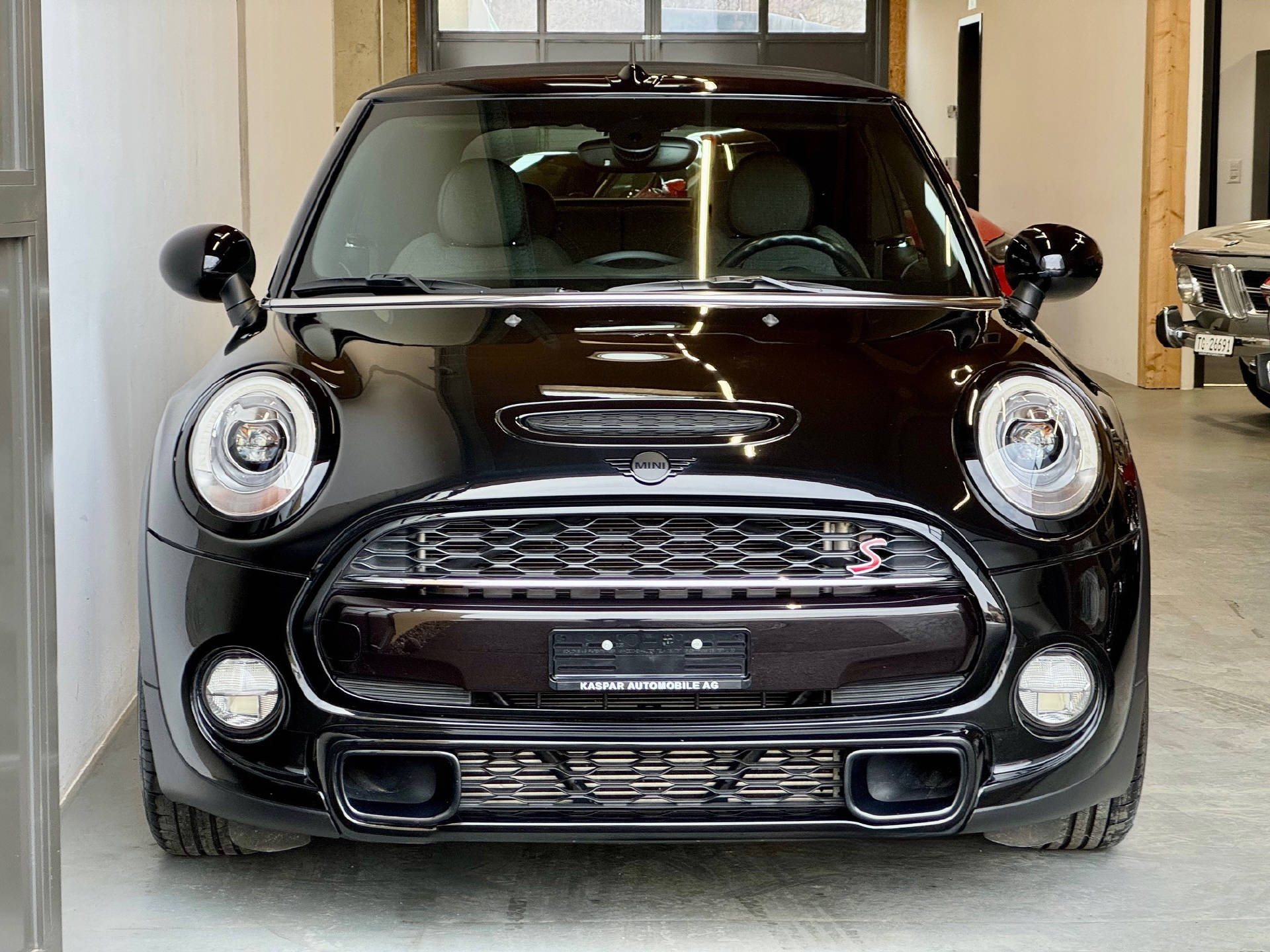MINI Cabrio Cooper S Cabrio F57-image-14