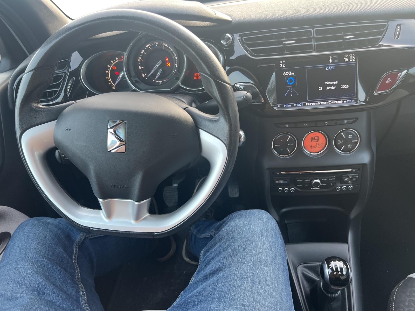 DS AUTOMOBILES DS3 1.4 VTi Chic-image-6