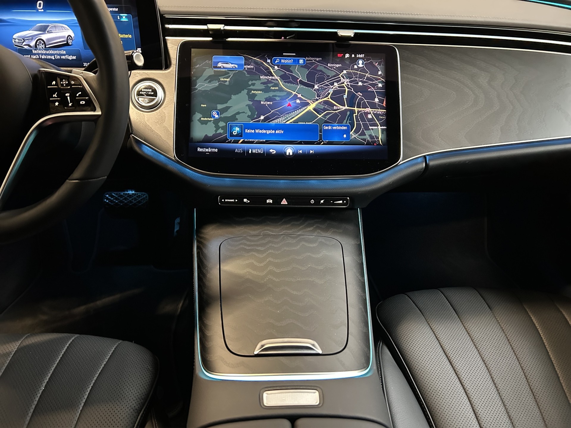 MERCEDES-BENZ E 450 d T 4Matic 9G-Tronic Avantgarde Line-image-15