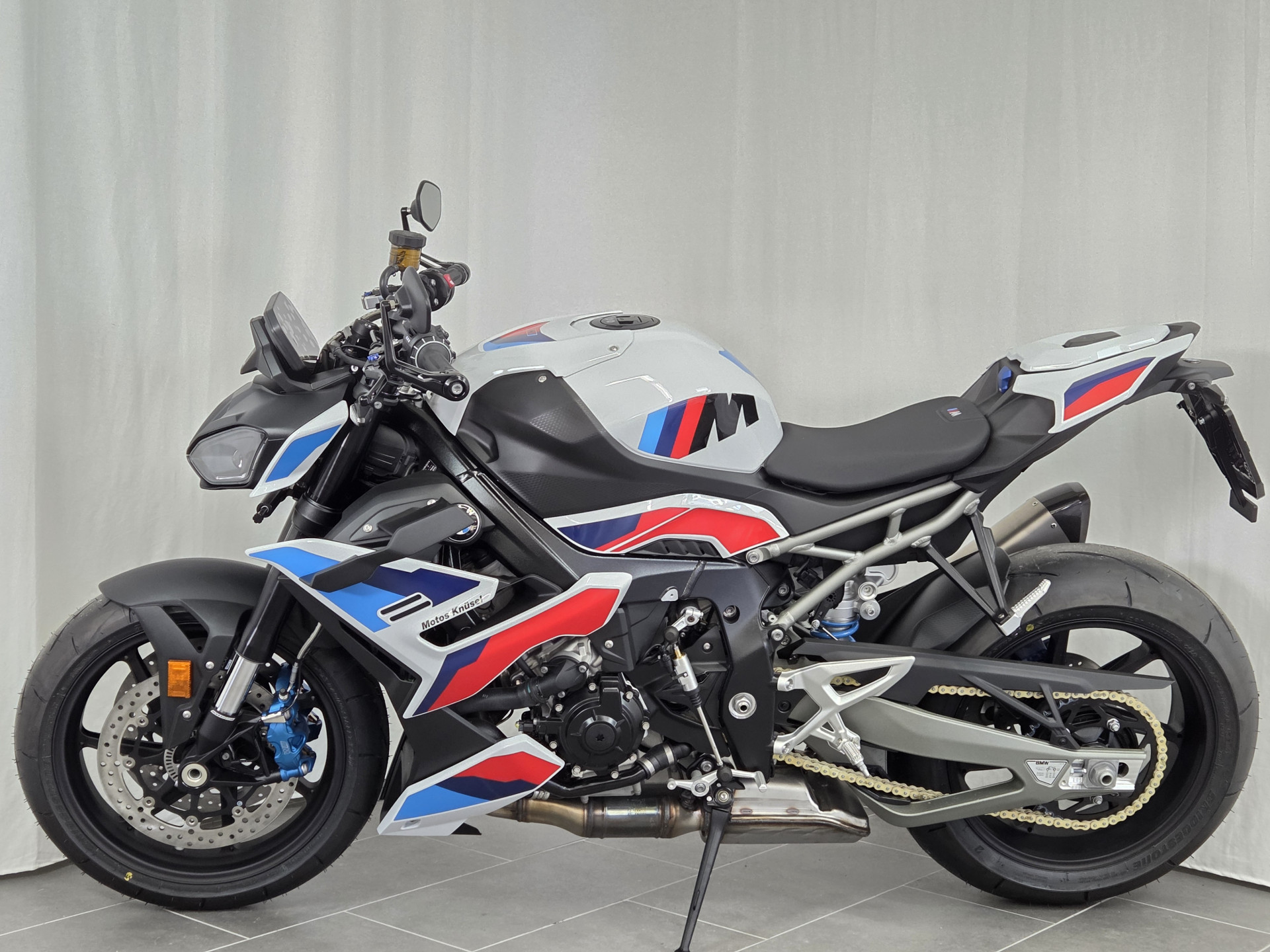 BMW M 1000 R-image-3