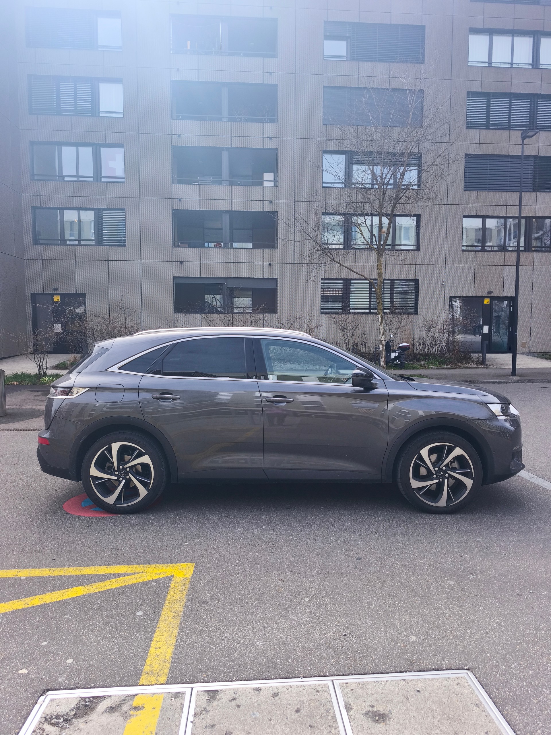 DS AUTOMOBILES DS 7 Crossback E-Tense 300 4x4 Rivoli-image-2