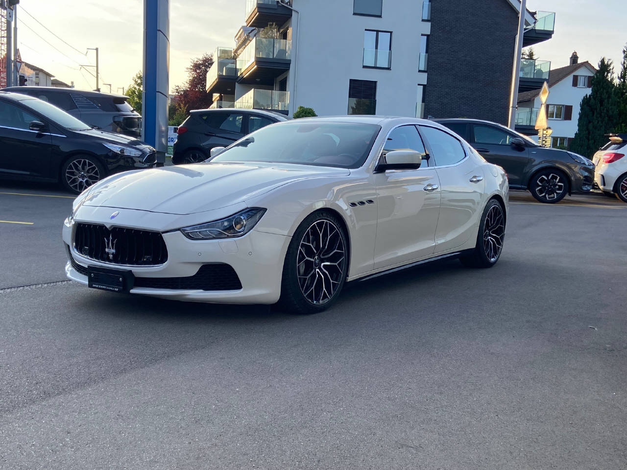 MASERATI Ghibli 3.0 V6-image-2