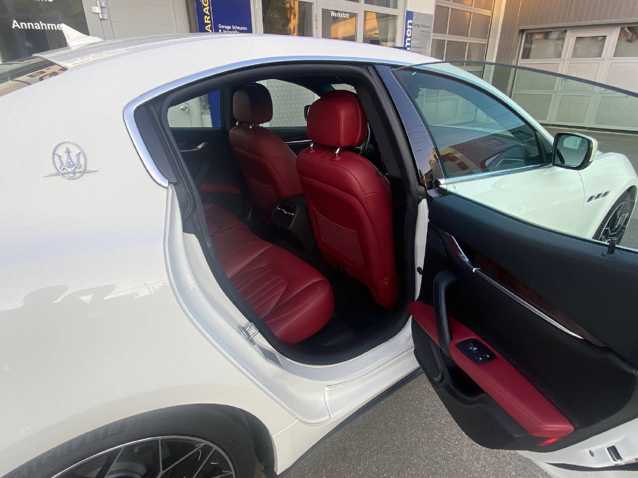 MASERATI Ghibli 3.0 V6-image-9