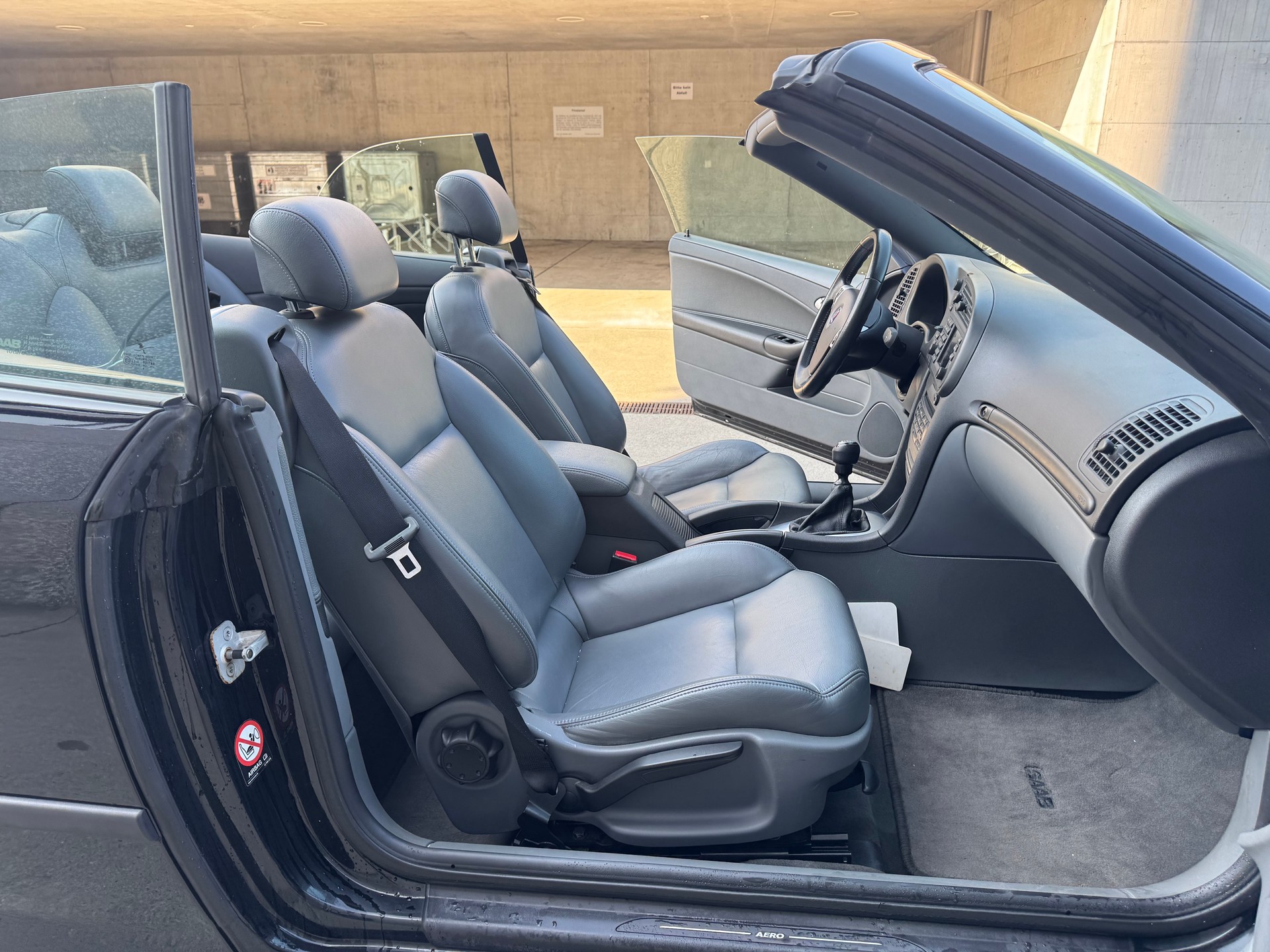 SAAB 9-3 2.0T Aero-image-18