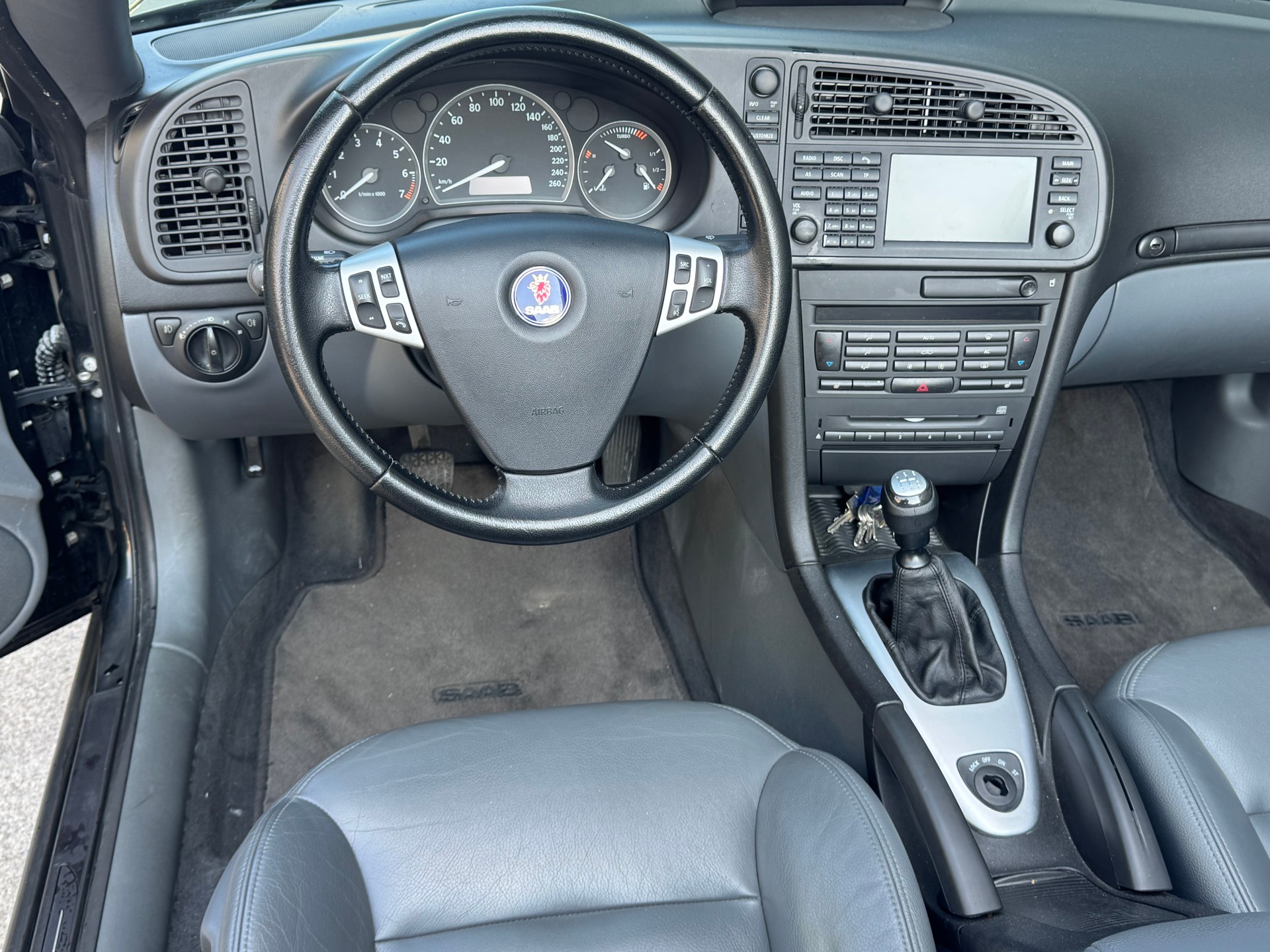 SAAB 9-3 2.0T Aero-image-17