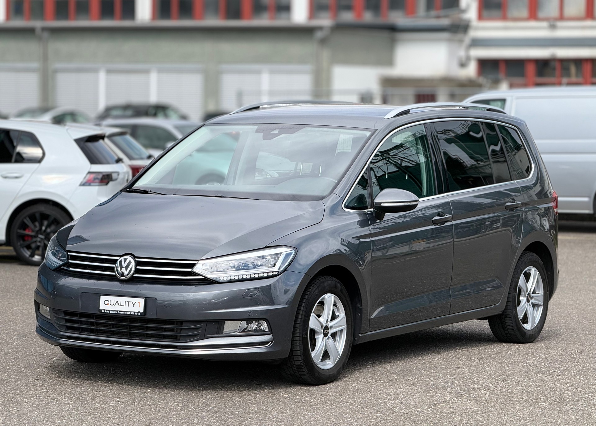 VW Touran 2.0 TDI BlueMotion Technology Highline DSG-image-13