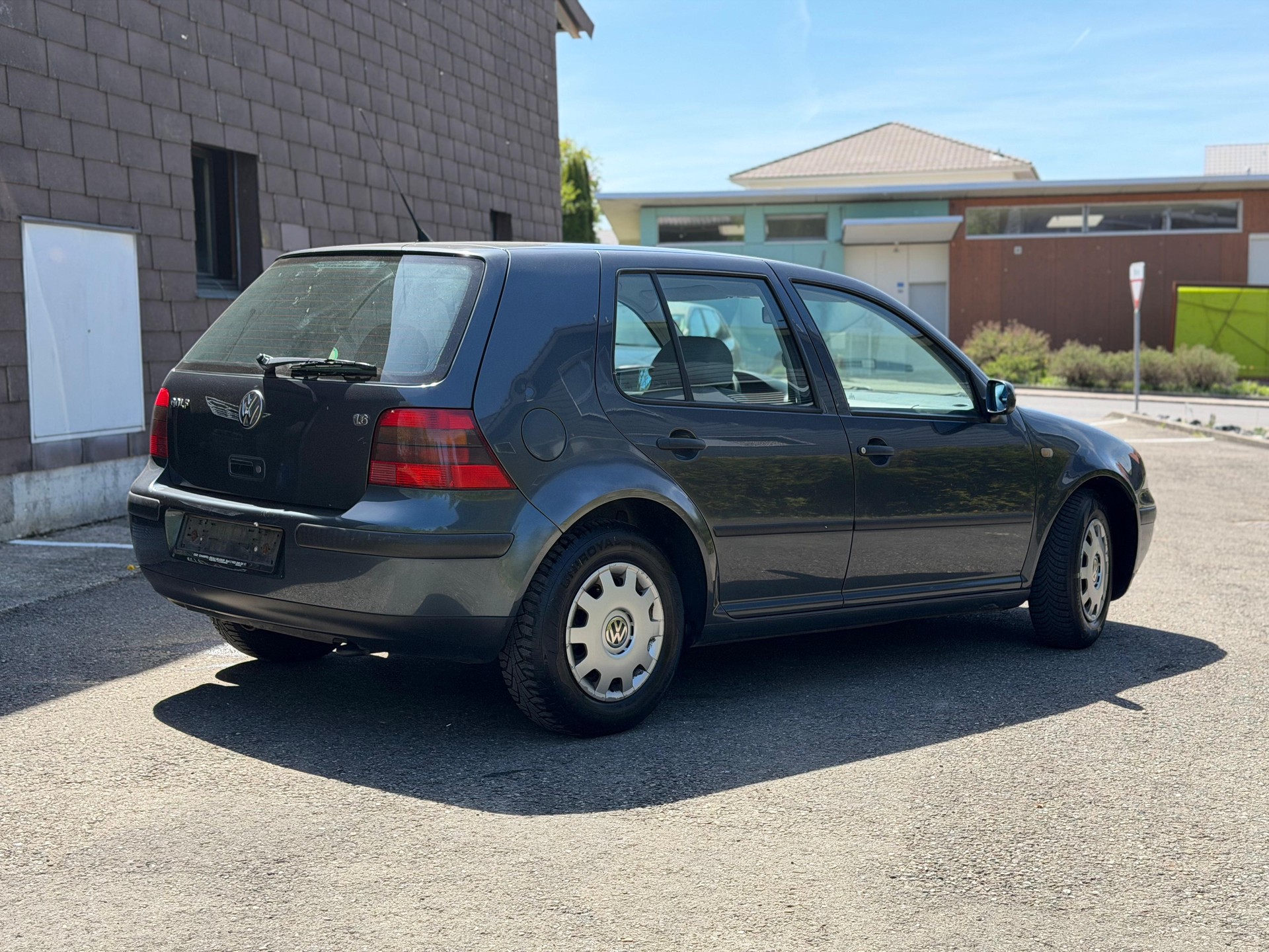 VW Golf 1.6 Comfortline-showroom-element-3