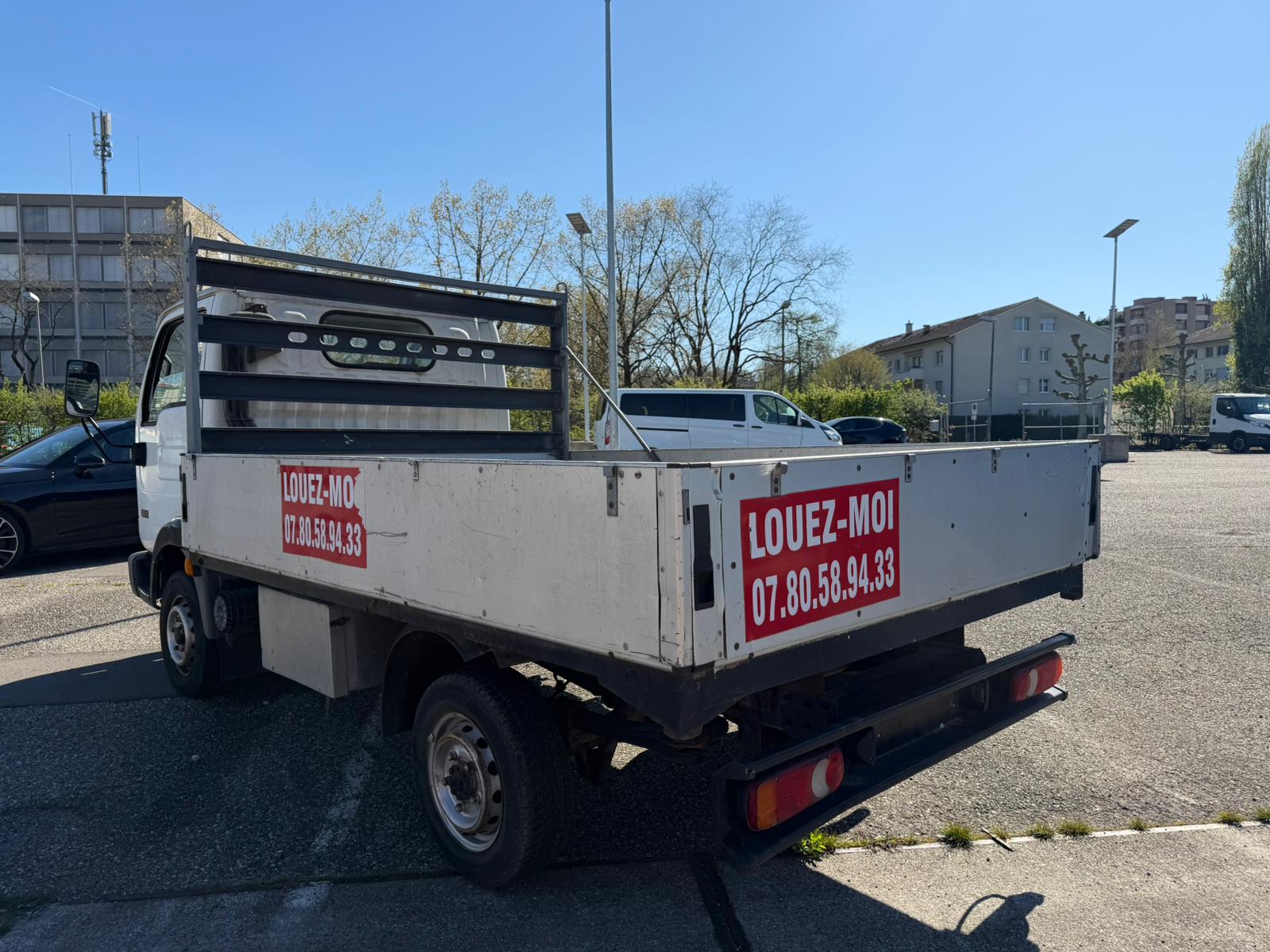 NISSAN Cabstar 28.10-showroom-element-2