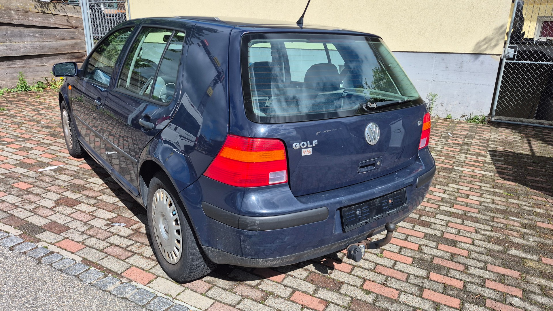 VW Golf 1.8 GTI-image-6