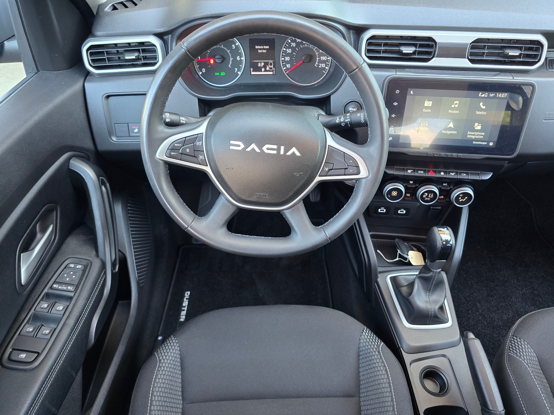 DACIA Duster TCe 150 Journey EDC 4x2-image-6