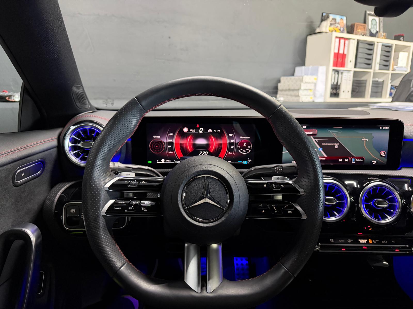 MERCEDES-BENZ CLA 200 AMG (CLA45 AMG Optik) 8G-DCT Limited Silver&Black Performance-image-10