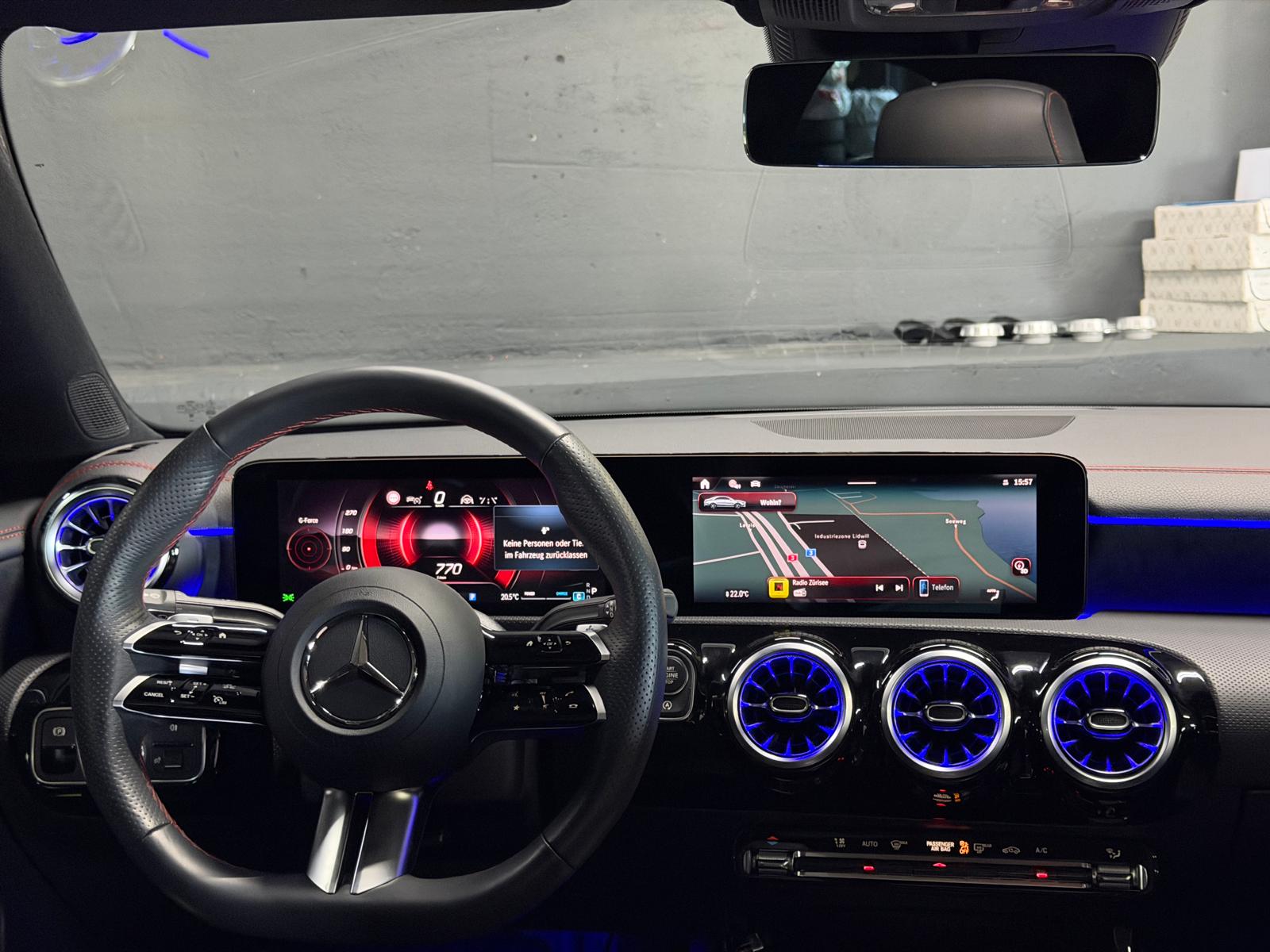 MERCEDES-BENZ CLA 200 AMG (CLA45 AMG Optik) 8G-DCT Limited Silver&Black Performance-image-11