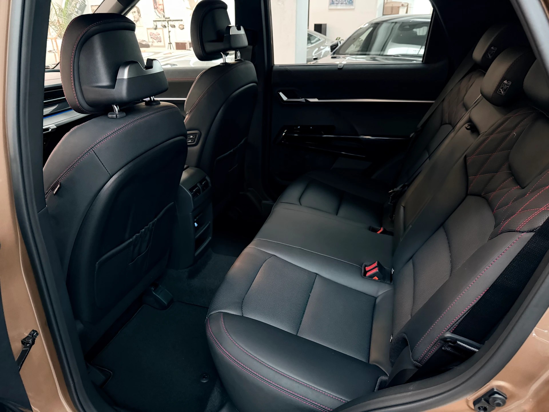 KGM-SsangYong Actyon 1.5 T GDI Panorama 4WD Automat-image-9