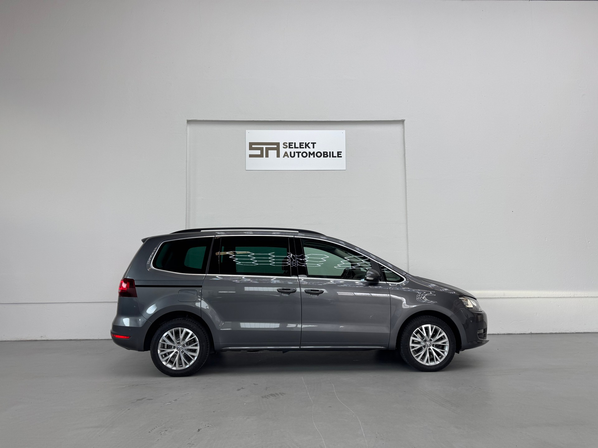 VW Sharan 2.0 TDI BMT Comfortline DSG-image-6