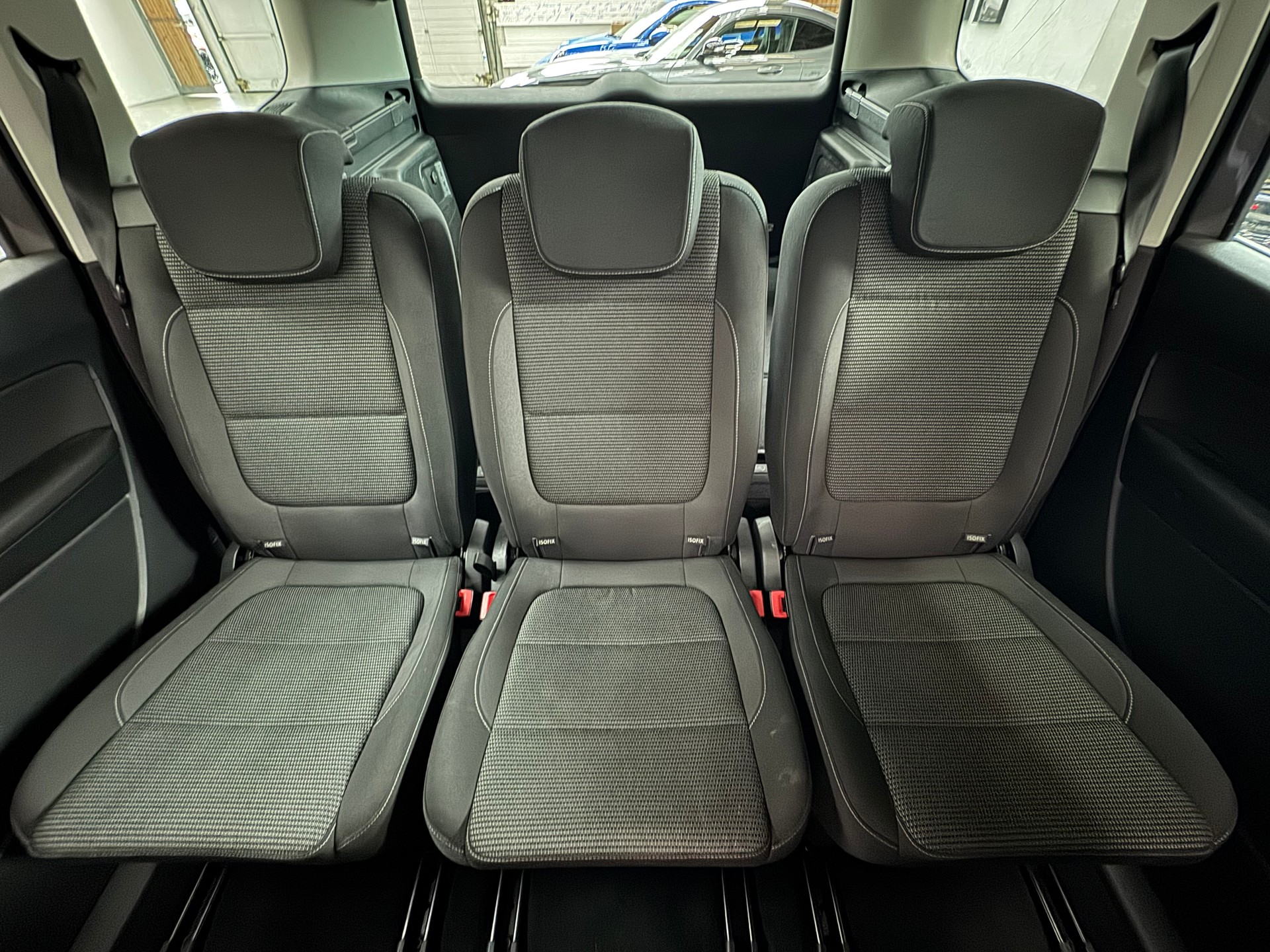 VW Sharan 2.0 TDI BMT Comfortline DSG-image-24