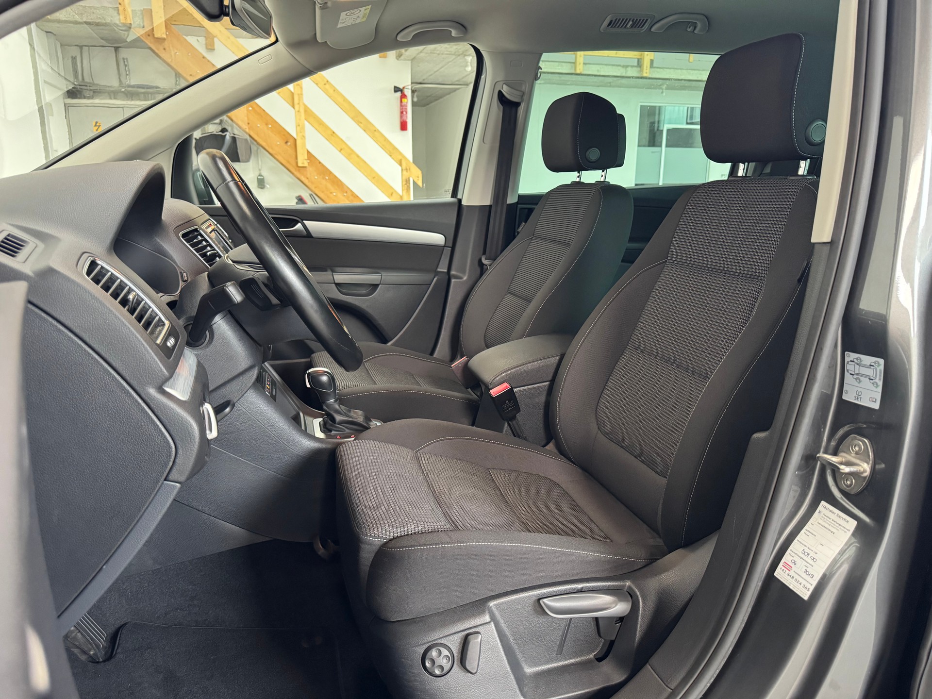 VW Sharan 2.0 TDI BMT Comfortline DSG-image-9