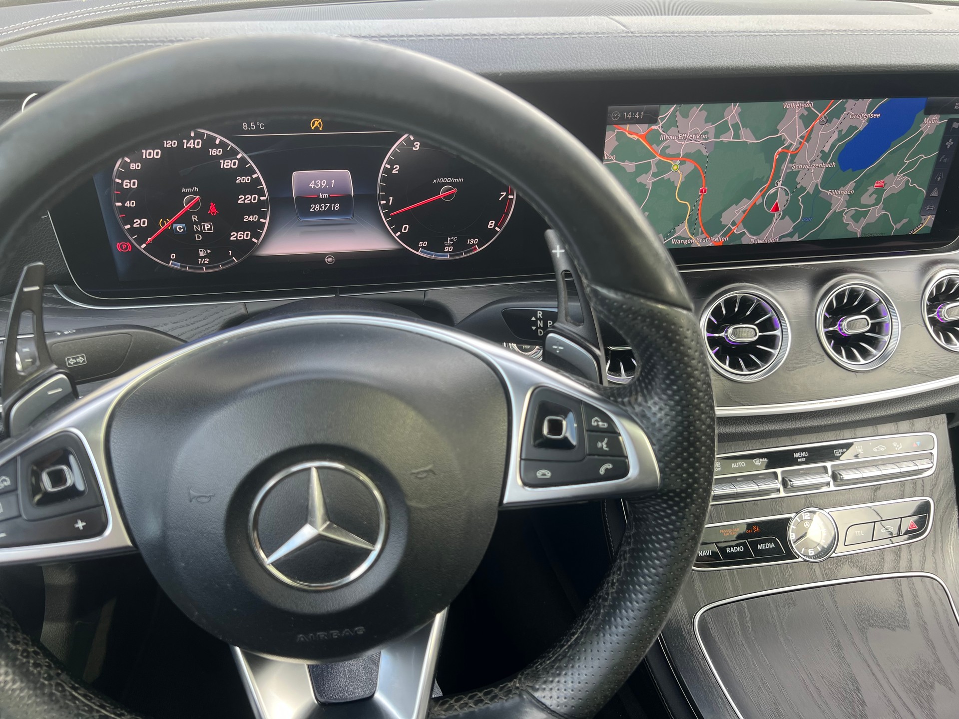 MERCEDES-BENZ E 400 Coupé Avantgarde 4 Matic 9G-Tronic-image-4