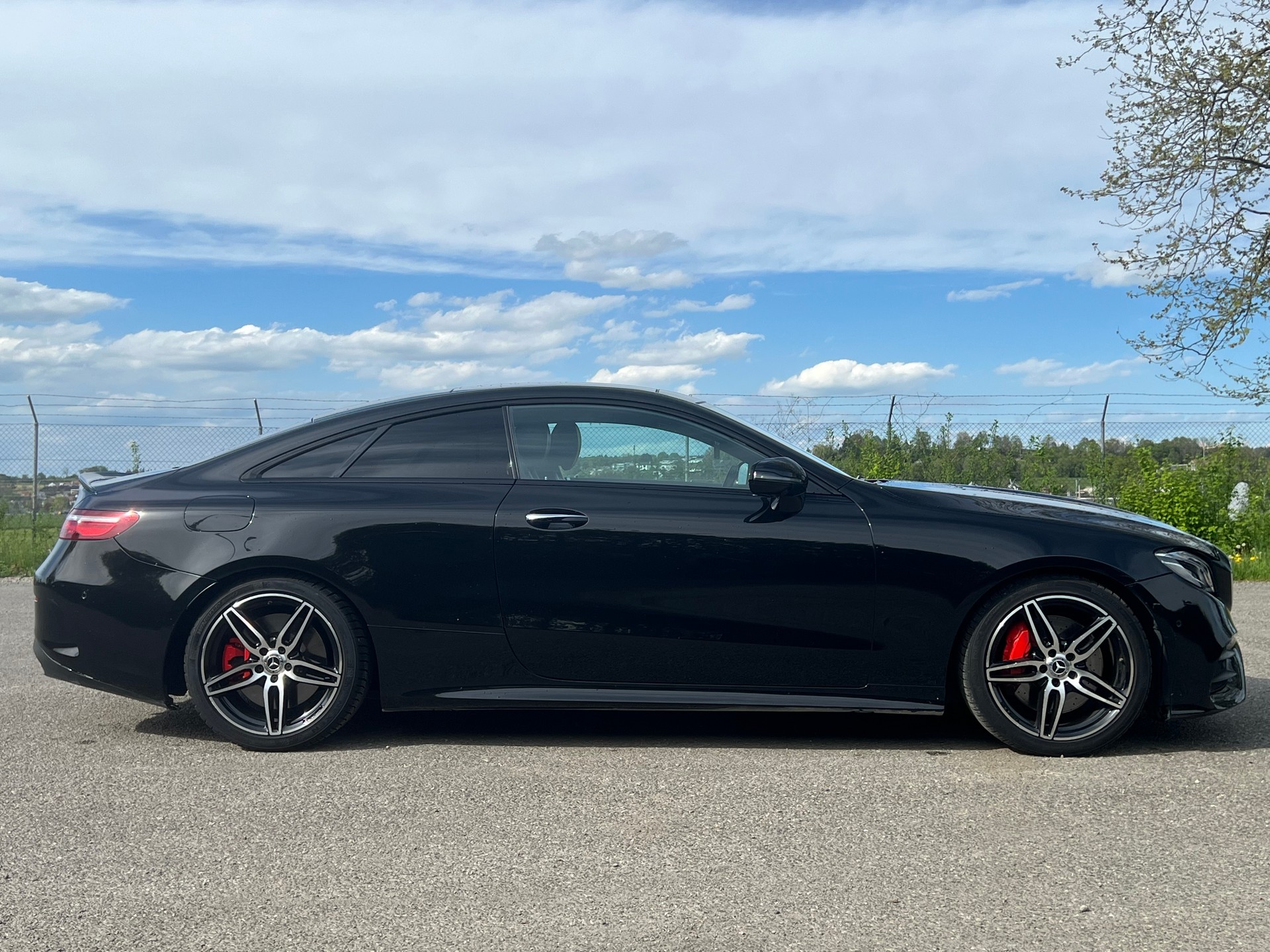 MERCEDES-BENZ E 400 Coupé Avantgarde 4 Matic 9G-Tronic-image-9