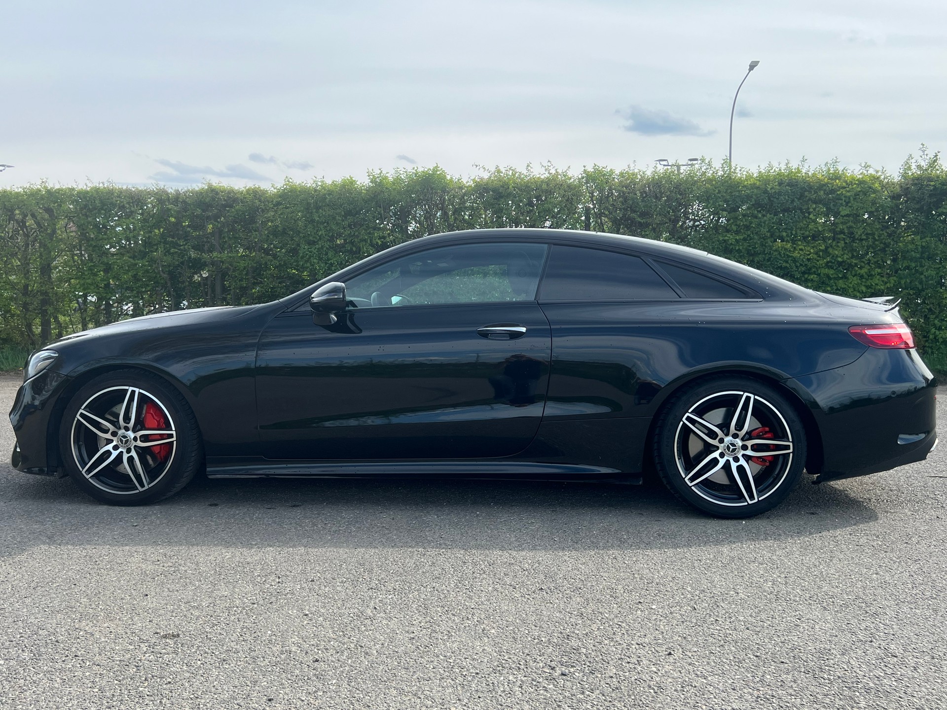 MERCEDES-BENZ E 400 Coupé Avantgarde 4 Matic 9G-Tronic-image-11
