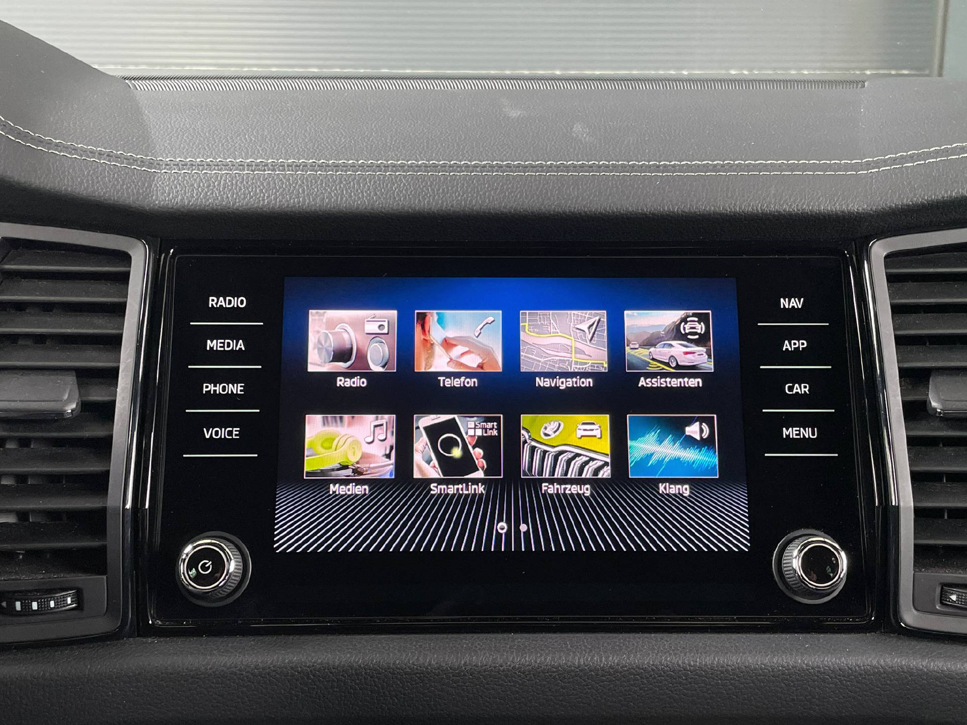 SKODA Kodiaq 2.0 TDI 200 Sportline DSG-image-13
