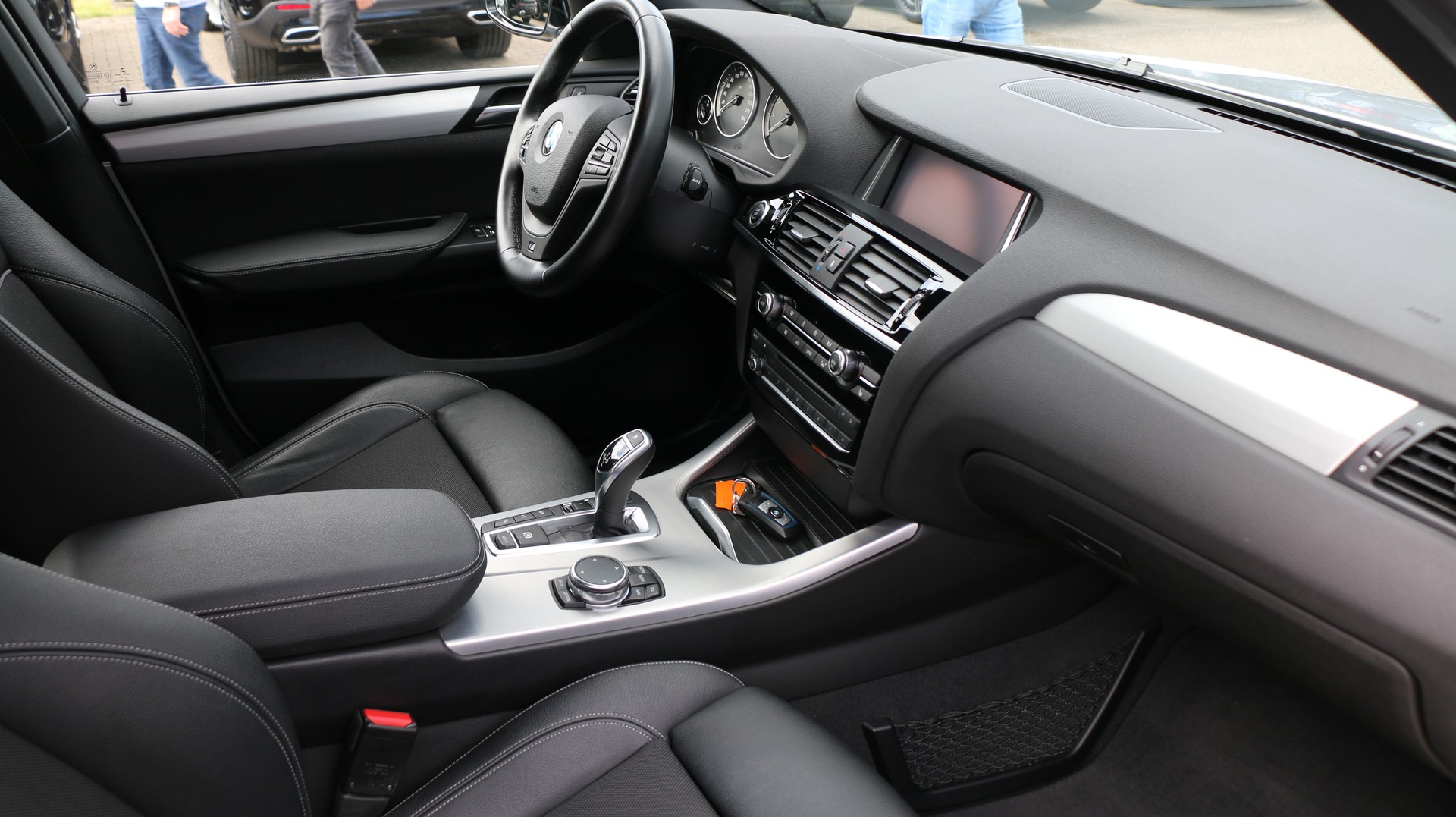 BMW X3 xDrive 28i M Sport-image-26