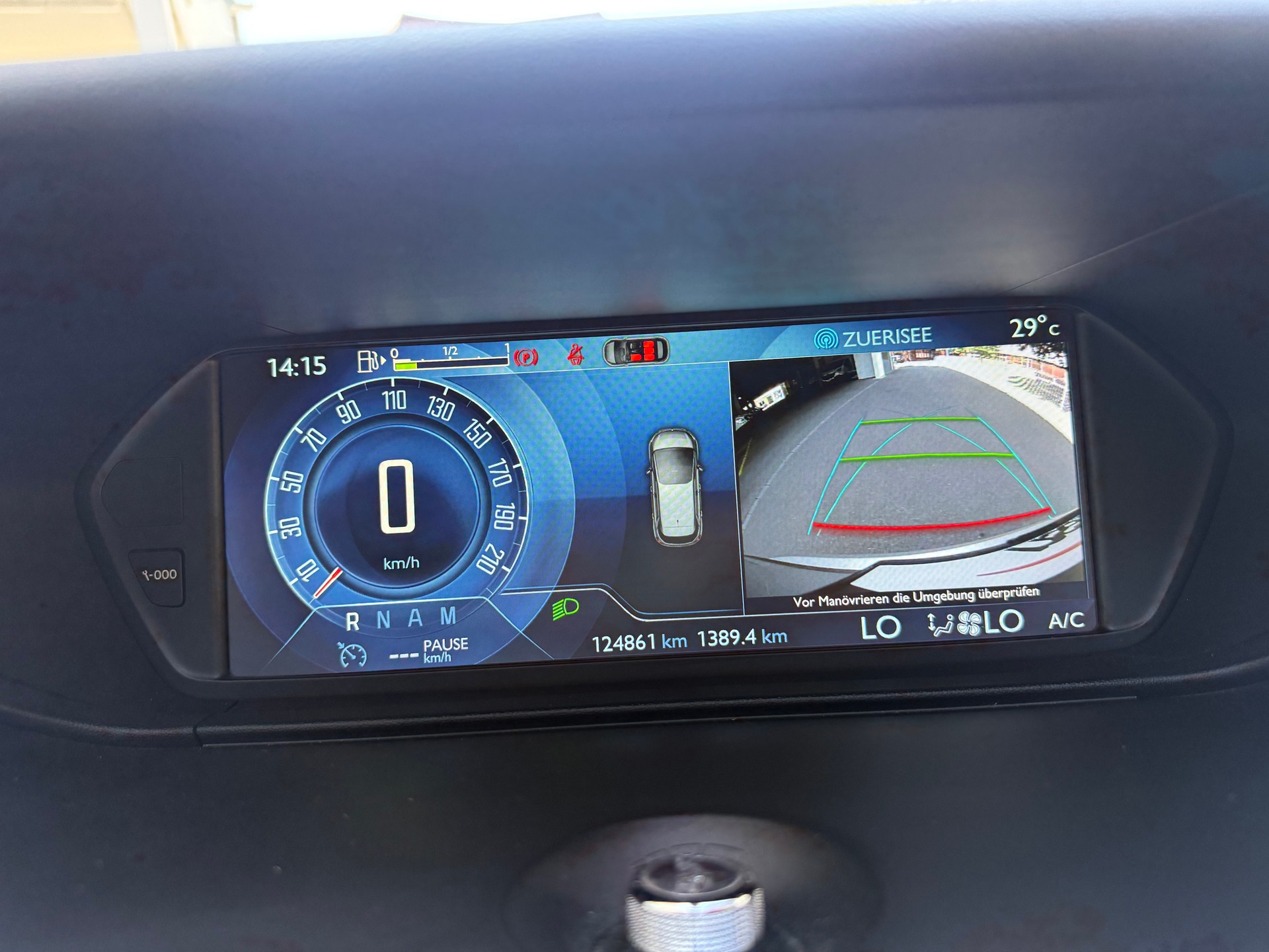 CITROEN C4 Picasso 1.6 e-HDi Exclusive ETG6-image-7