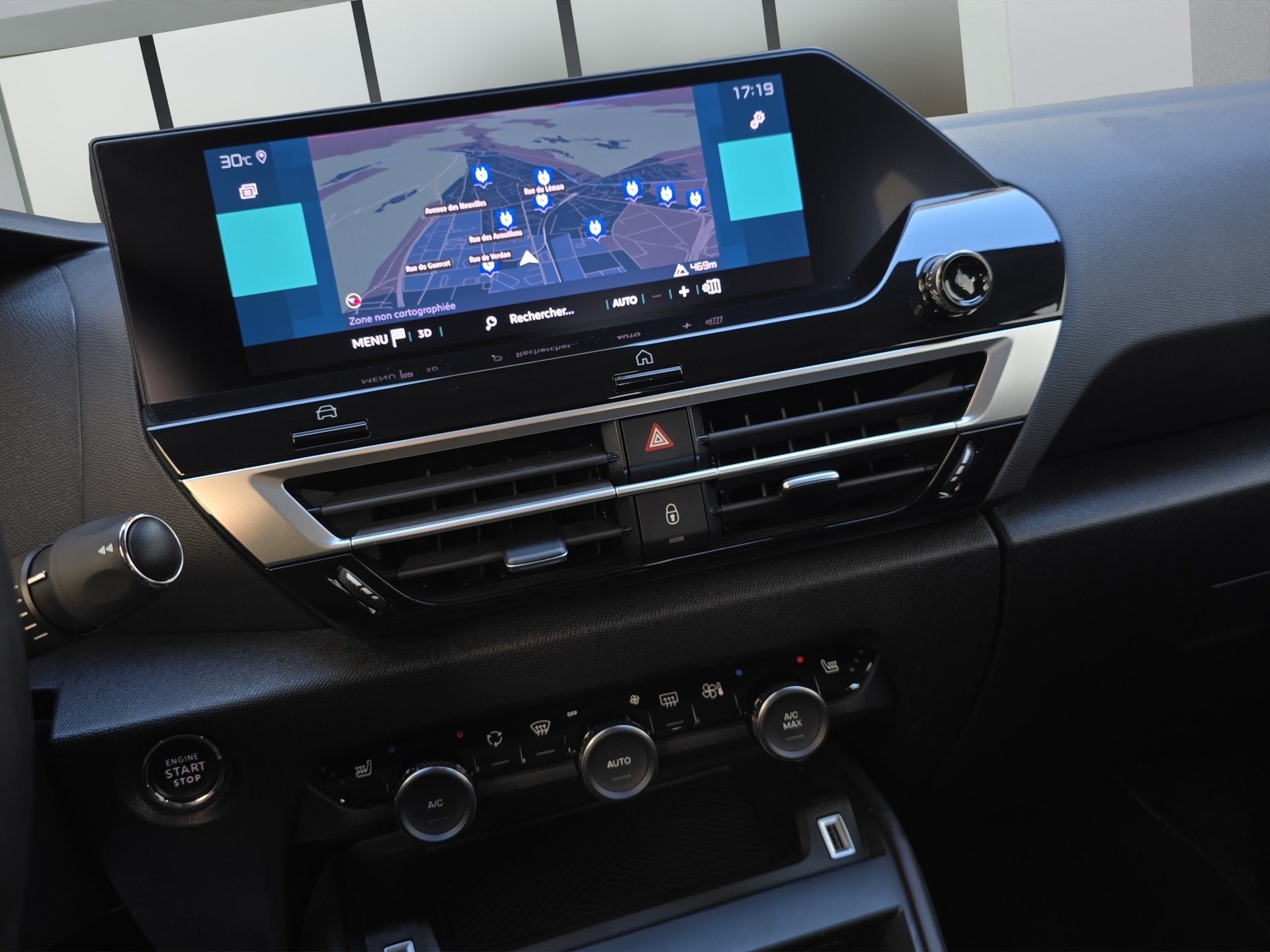 CITROEN e-C4 Swiss Edition-image-9