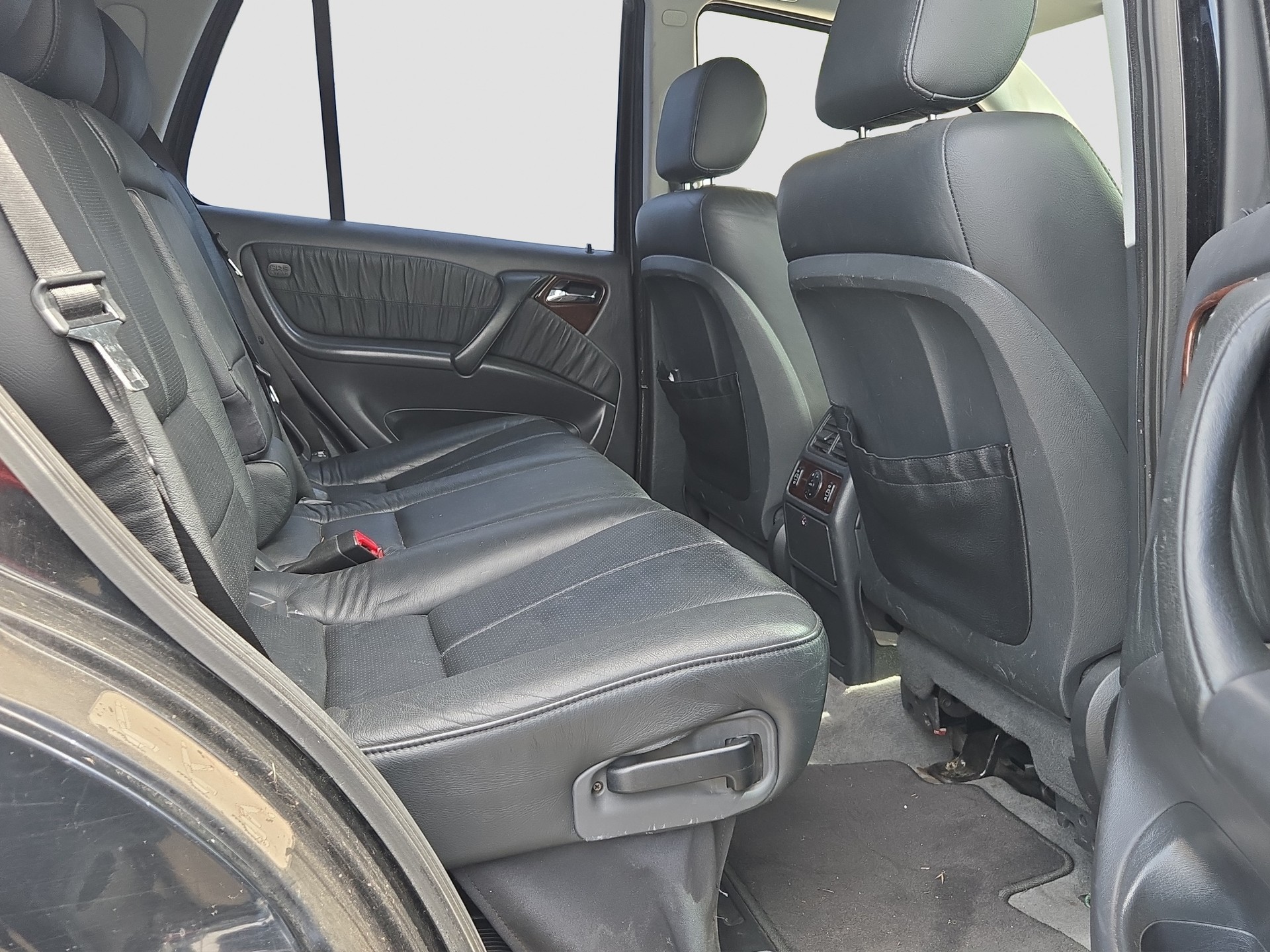 MERCEDES-BENZ ML 400 CDI Automatic-showroom-element-3