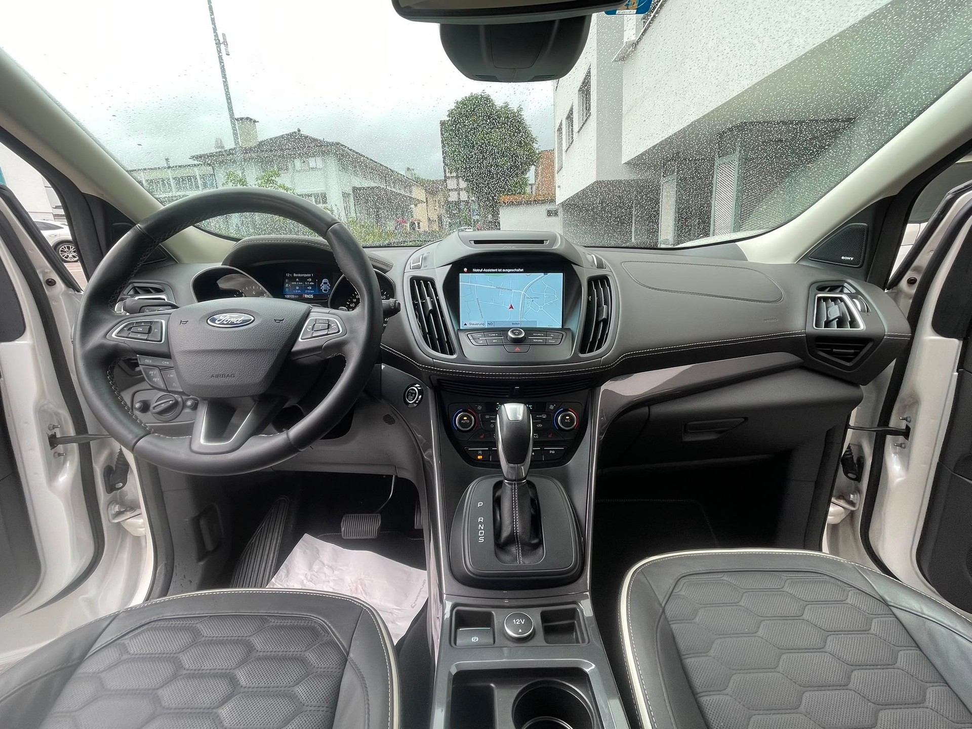 FORD Kuga 1.5 SCTi Vignale 4WD Automatic CH-Auto 70% Rabatt-image-9