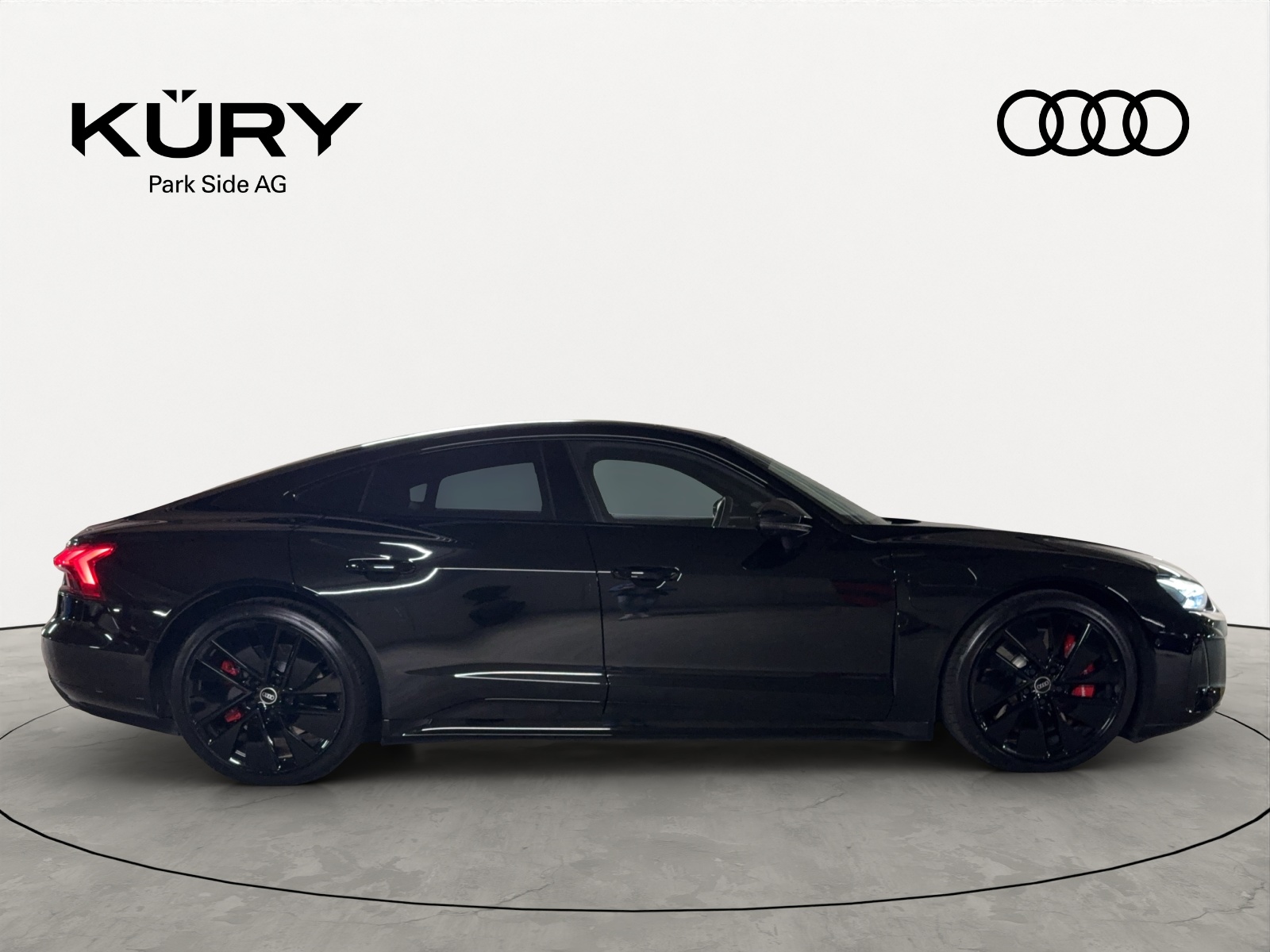 AUDI Audi e-tron GT-showroom-element-2