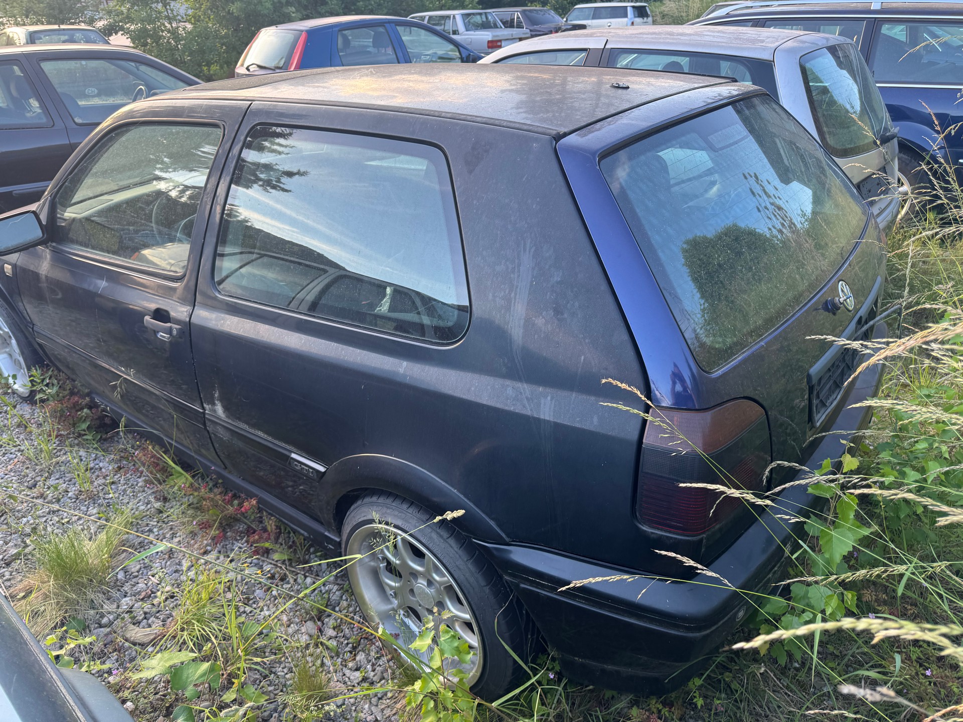 VW Golf 2000 GTI 16V-image-1