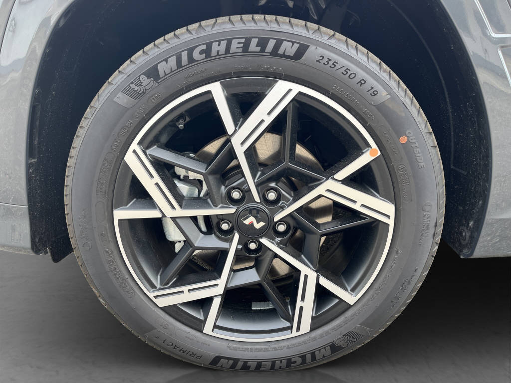 HYUNDAI Tucson 1.6 T-GDi HEV N-Line 4WD-image-16