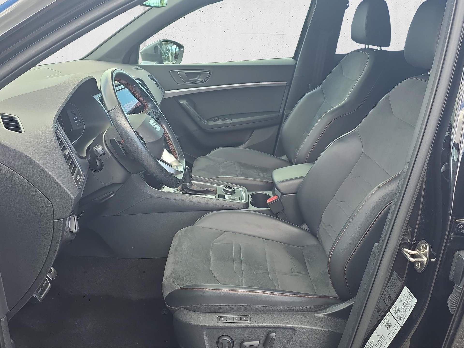 SEAT Ateca 2.0 TSI Hola FR 4Drive DSG-image-8