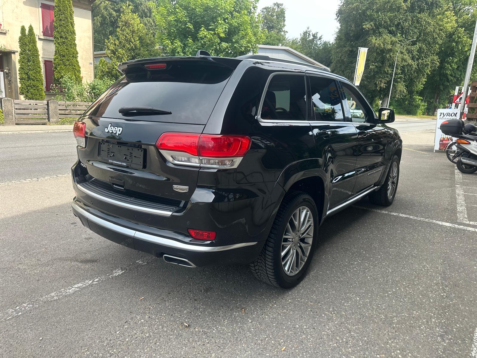 JEEP Grand Cherokee 3.0 CRD Summit Automatic-showroom-element-3