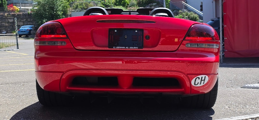 DODGE Viper SRT-10-showroom-element-3