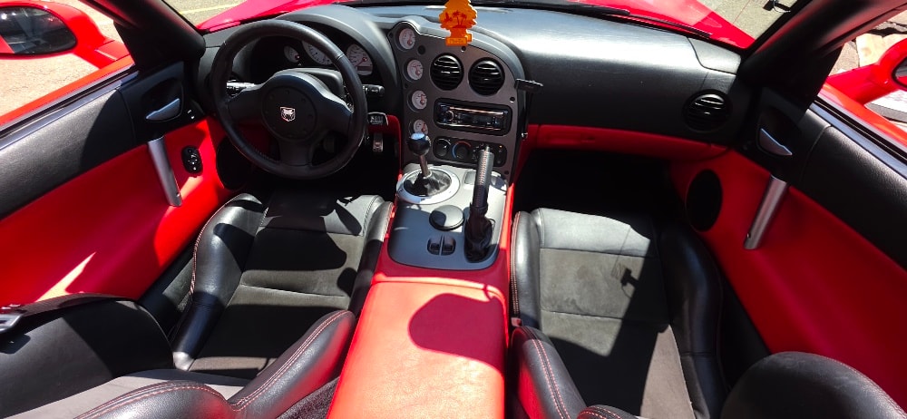DODGE Viper SRT-10-image-19