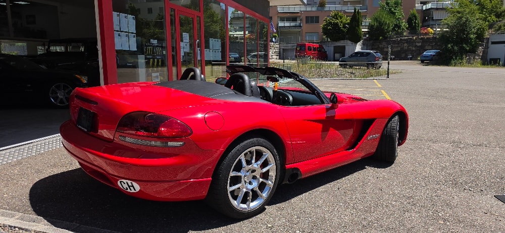 DODGE Viper SRT-10-showroom-element-2