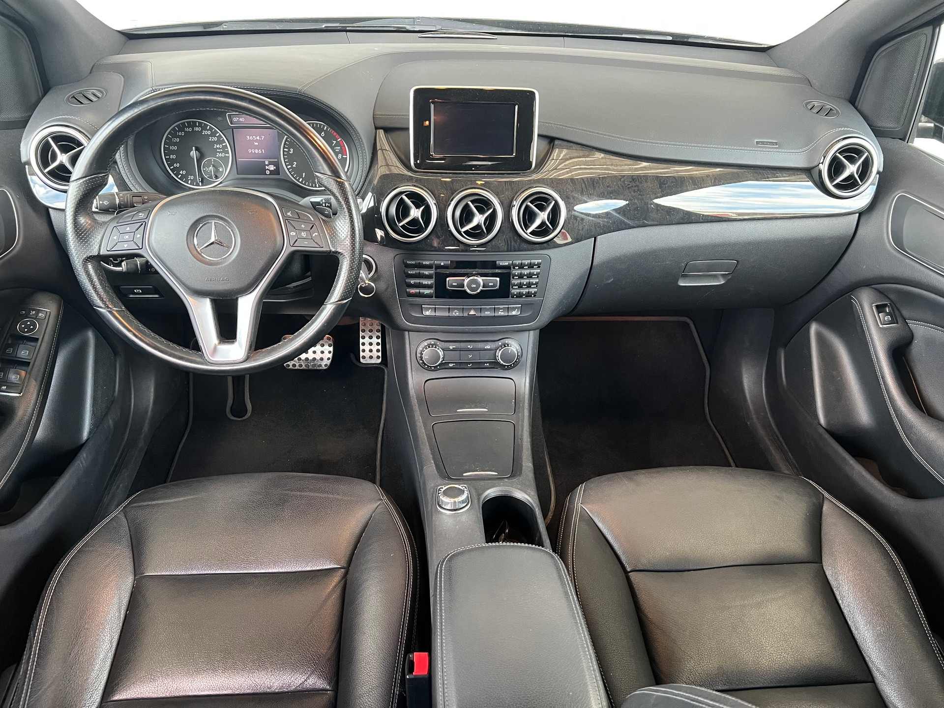 MERCEDES-BENZ B 200 7G-DCT-image-2