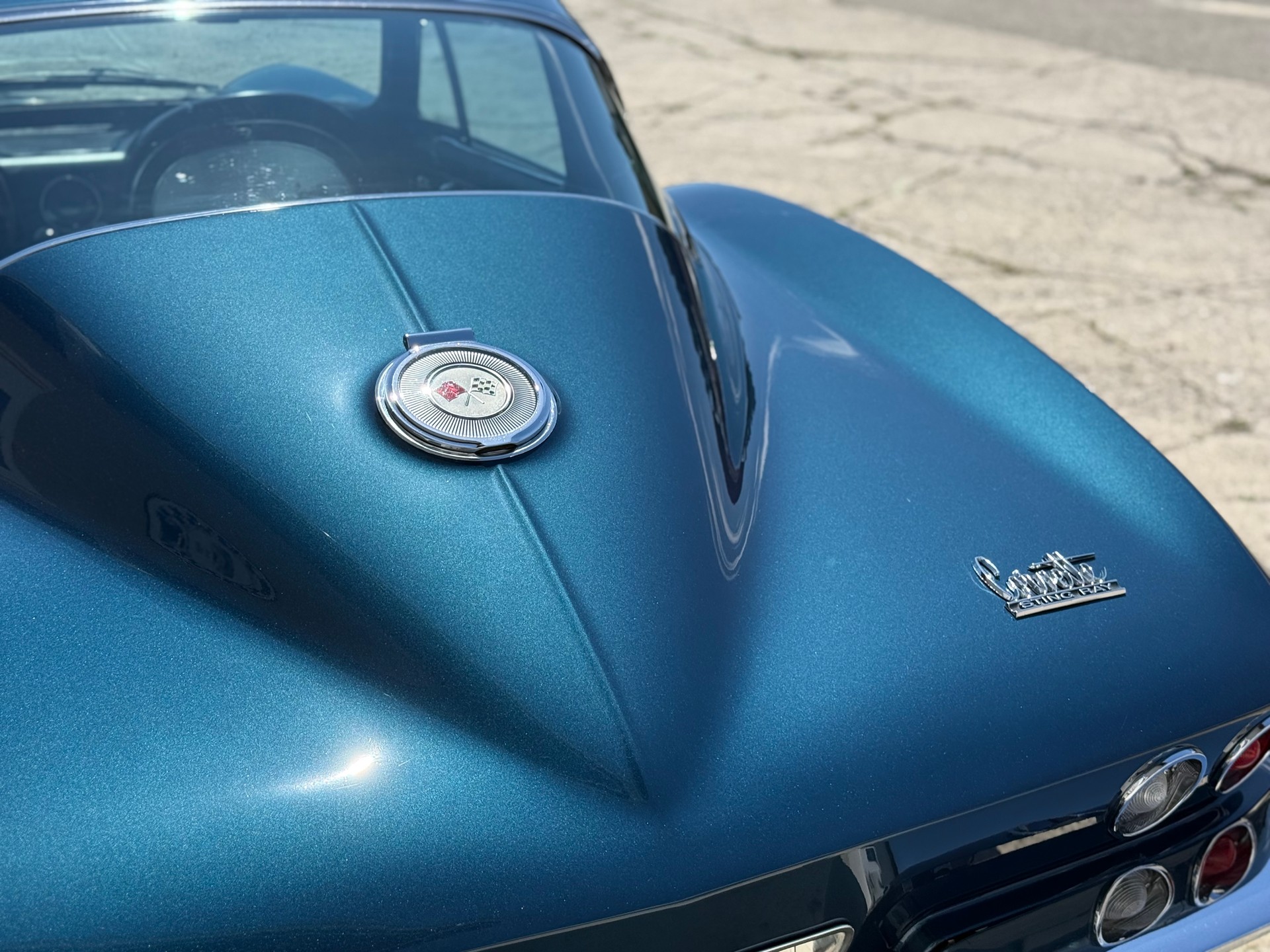 CHEVROLET CORVETTE-showroom-element-3